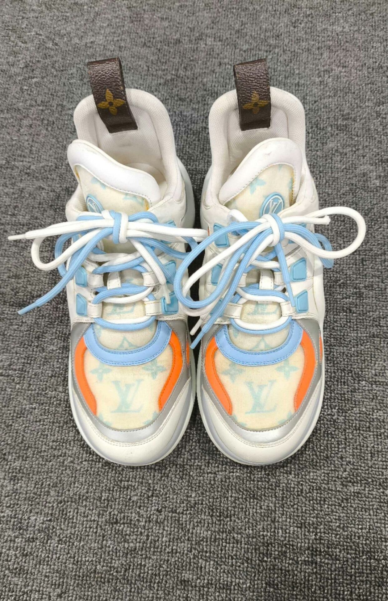 Louis Vuitton Louis Vuitton Retro Lowtop Sneakers us_7 Women Size US 7 / IT 37 - 2 Thumbnail