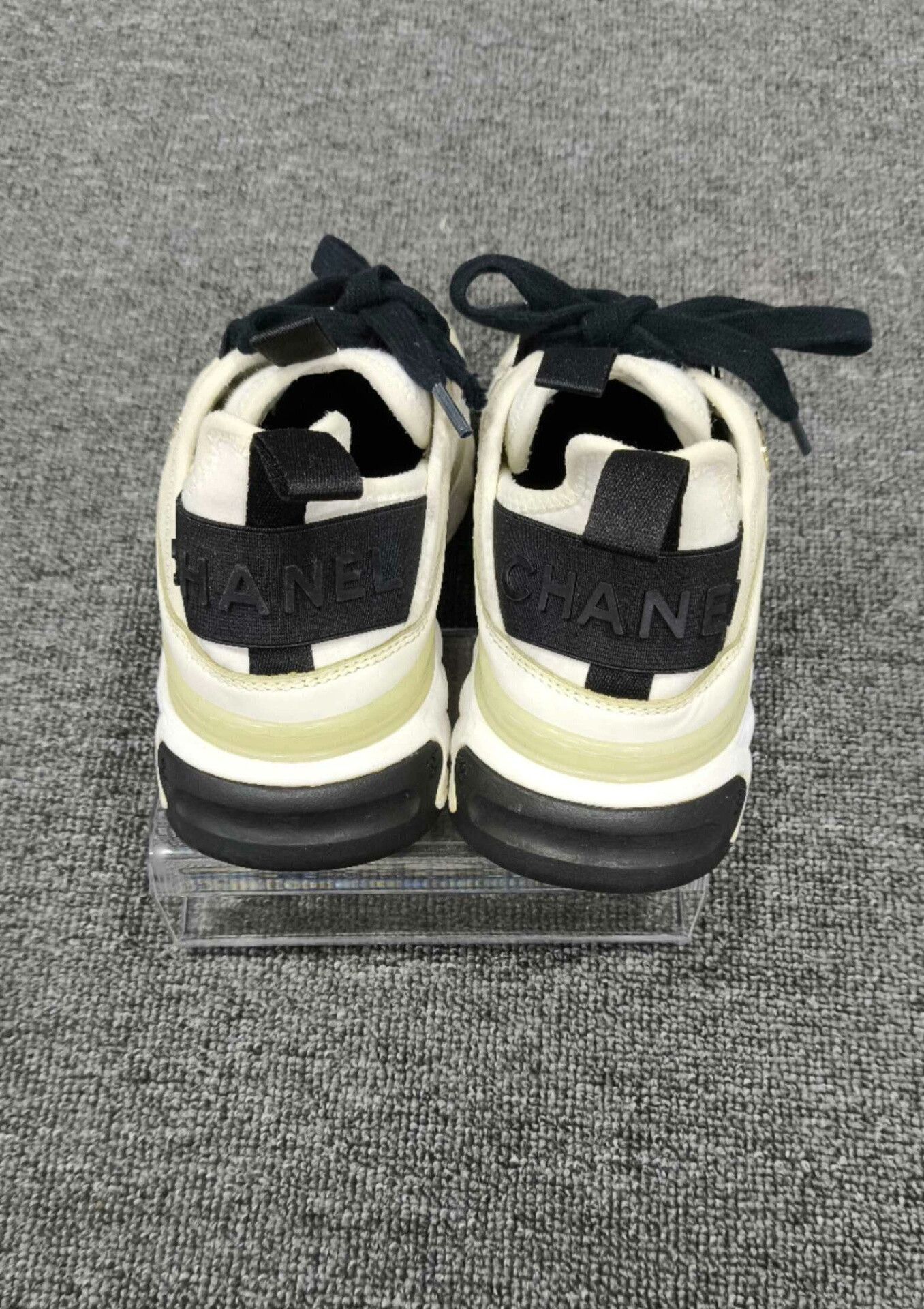 Chanel Chanel Retro Gold Lowtop Sneakers us_6 Women Size US 6 / IT 36 - 5 Thumbnail