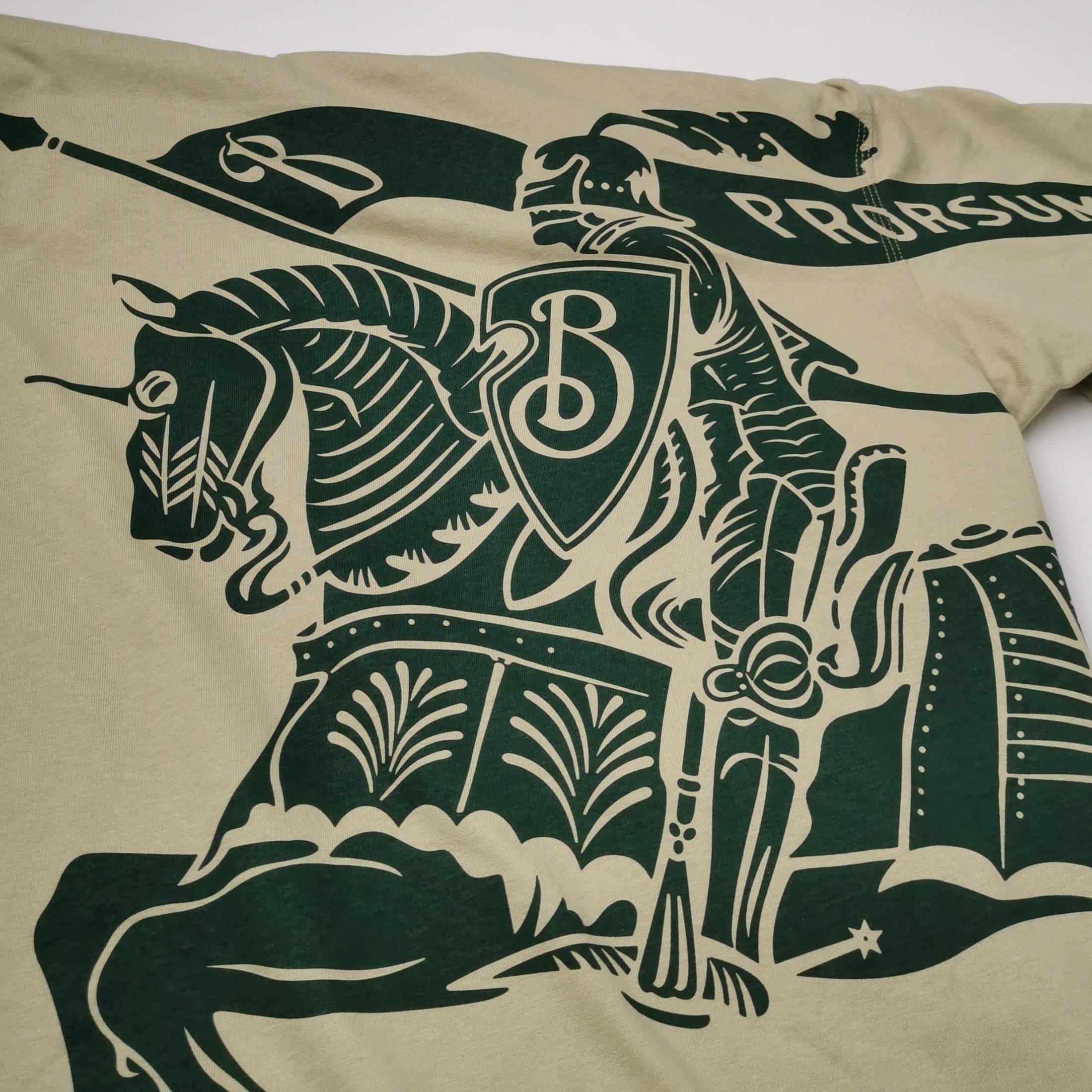 Burberry Burberry Equestrian Knight Logo T-Shirt Size M Size US M / EU 48-50 / 2 - 4 Thumbnail