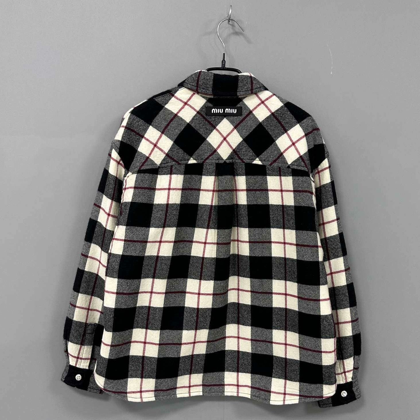 Miu Miu Miu Miu Retro Plaid Down Jacket S Women Size S / US 4 / IT 40 - 3 Thumbnail