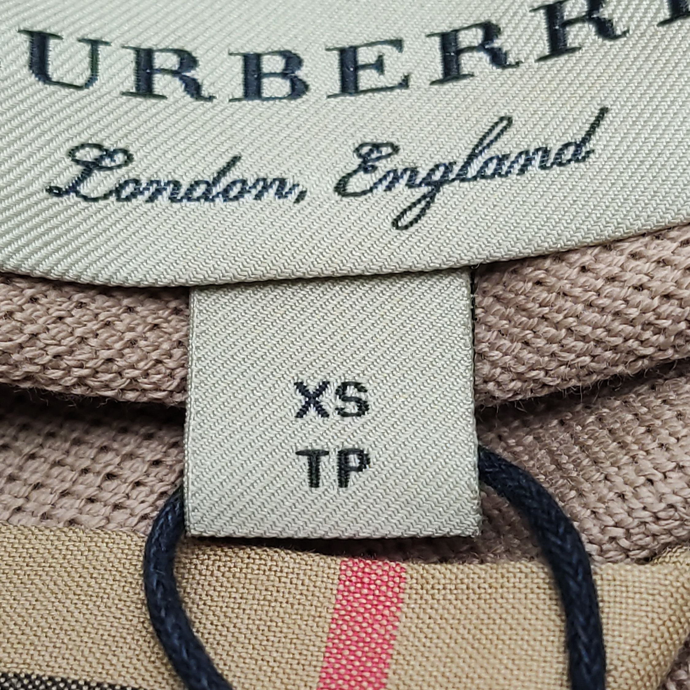Burberry Burberry Embroidered Knight Logo Polo Shirt US XS Size US XS / EU 42 / 0 - 9 Thumbnail