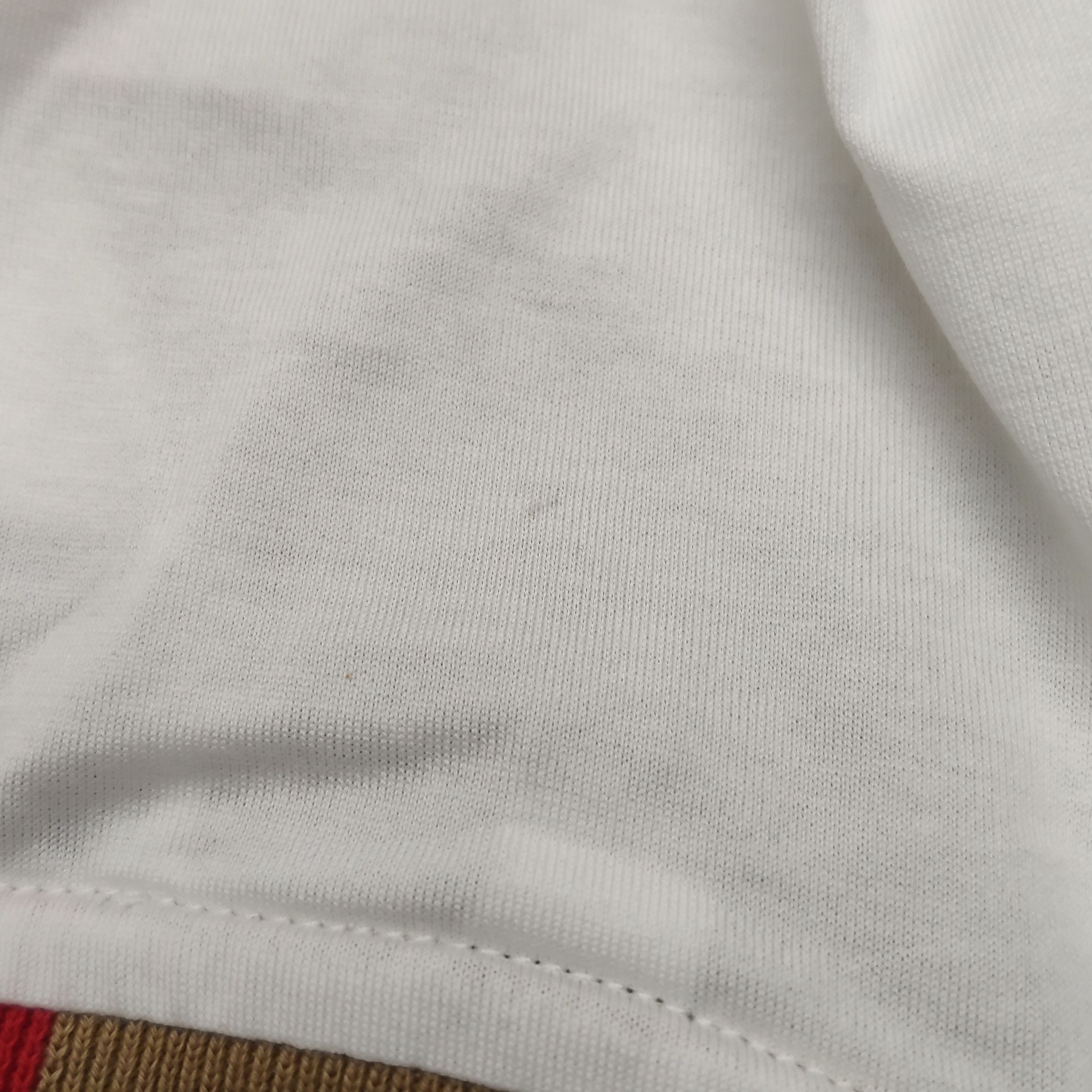 Burberry Burberry Striped Trim Logo T-Shirt XL Size US XL / EU 56 / 4 - 10 Thumbnail