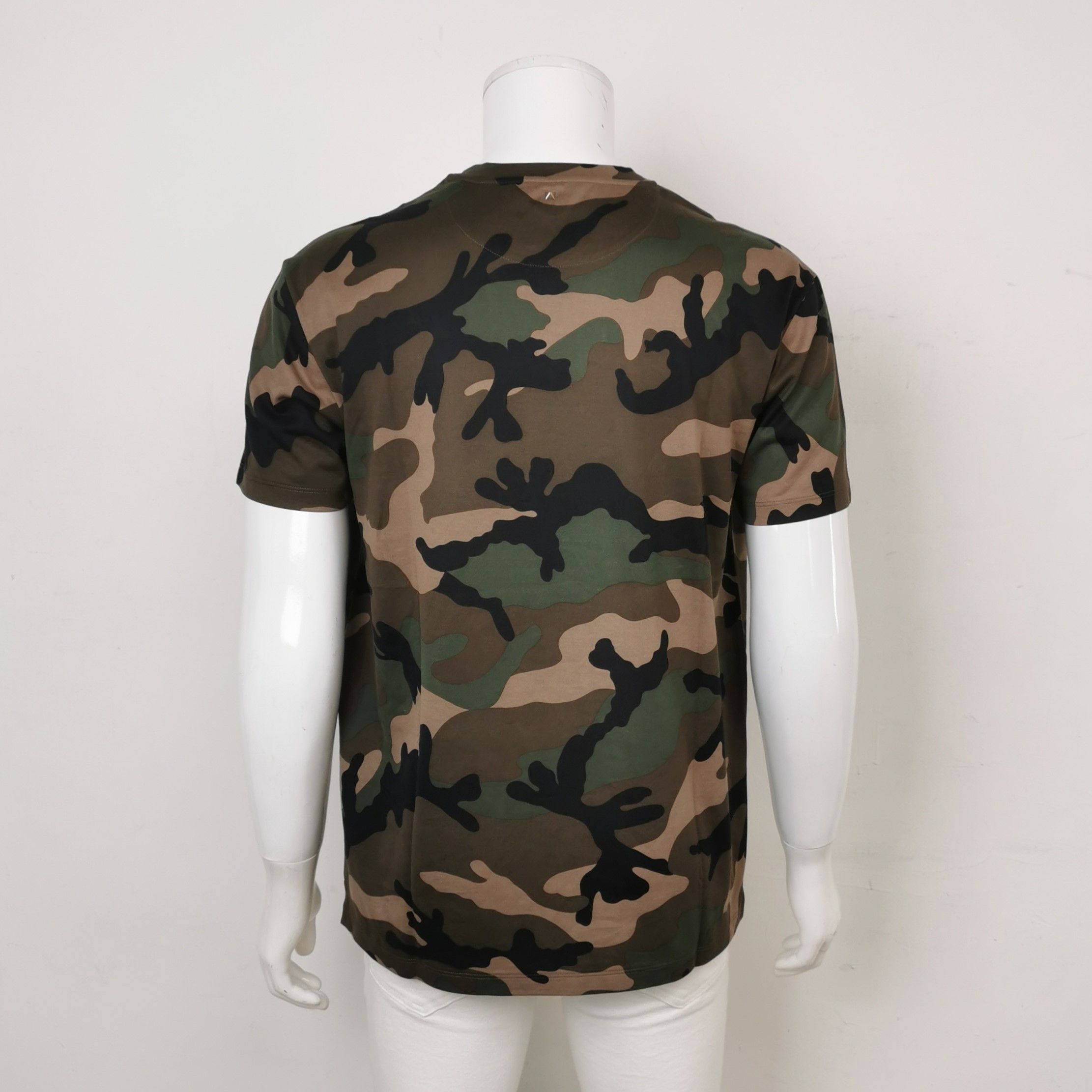Valentino Valentino Camo Butterfly Print T-Shirt Size M Size US M / EU 48-50 / 2 - 3 Thumbnail