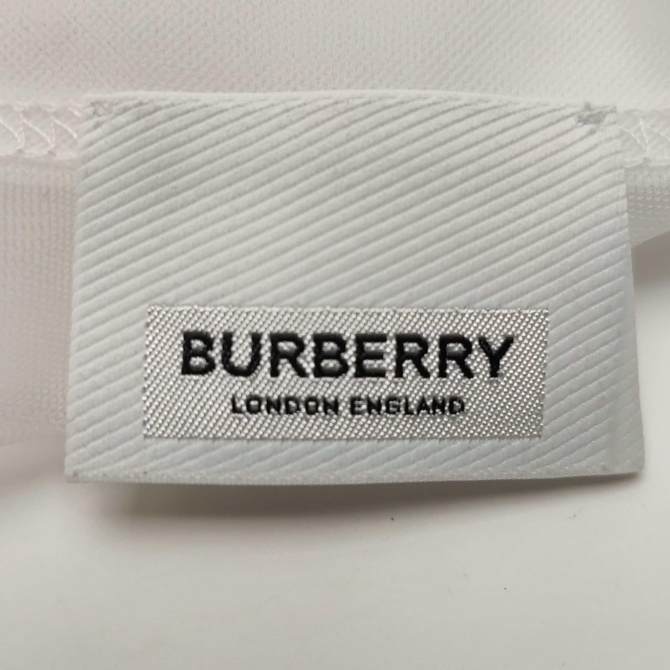 Burberry Burberry Sea Maiden Print Mesh T-Shirt XXXS Size US XXS / EU 40 - 4 Thumbnail