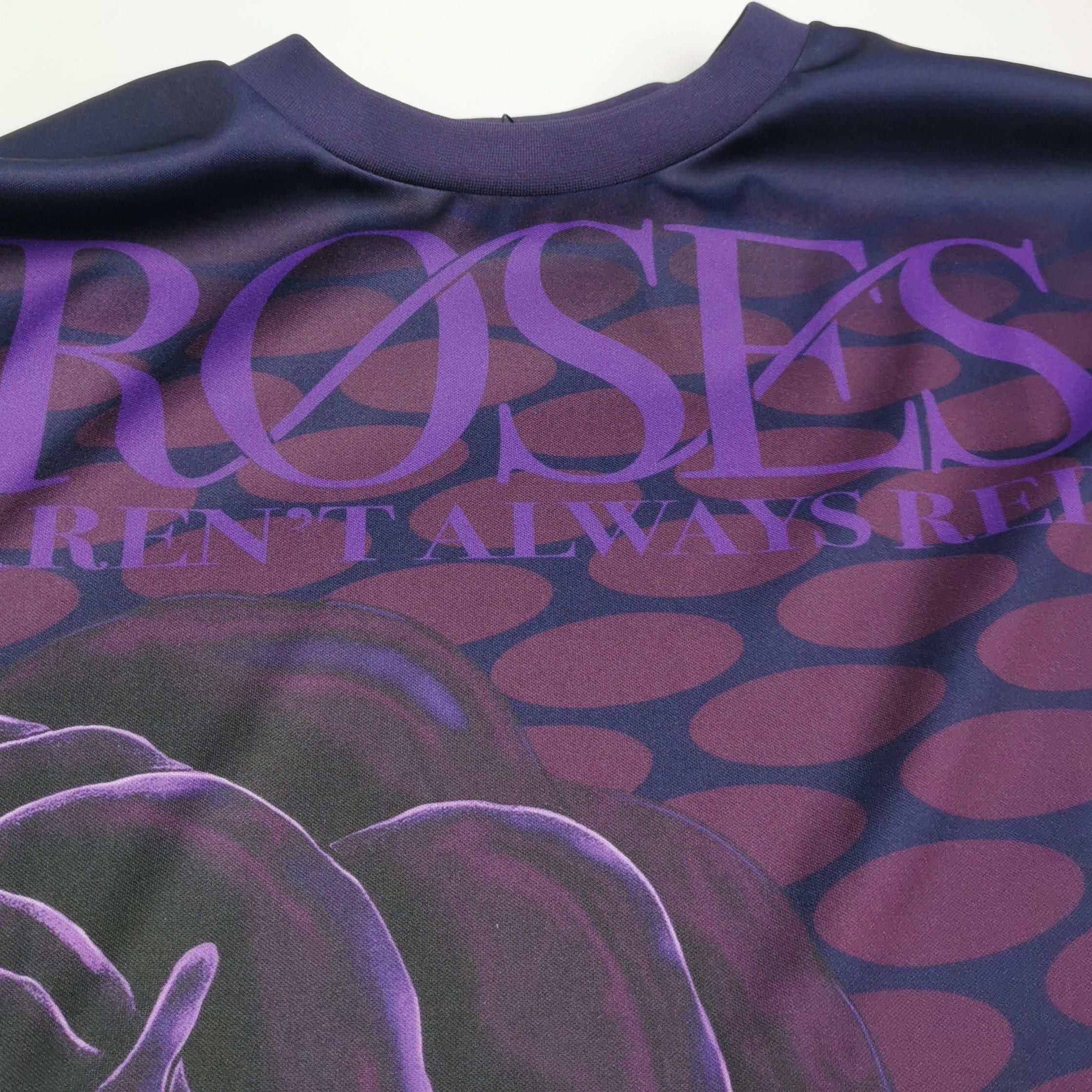 Burberry Burberry Rose Graphic Long Sleeve T-Shirt L Size US L / EU 52-54 / 3 - 4 Thumbnail