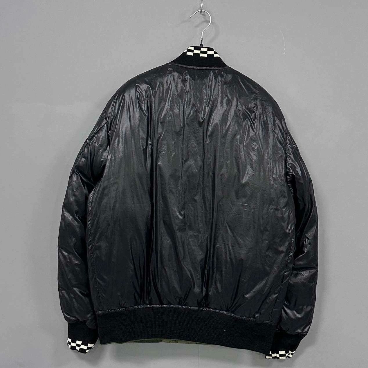 Moncler Moncler Down Green Heavy Coat s Men Size US S / EU 44-46 / 1 - 3 Thumbnail