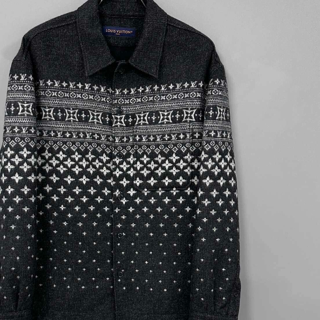 Louis Vuitton Louis Vuitton Printed Graphic Hoodie s Men Size US S / EU 44-46 / 1 - 2 Thumbnail