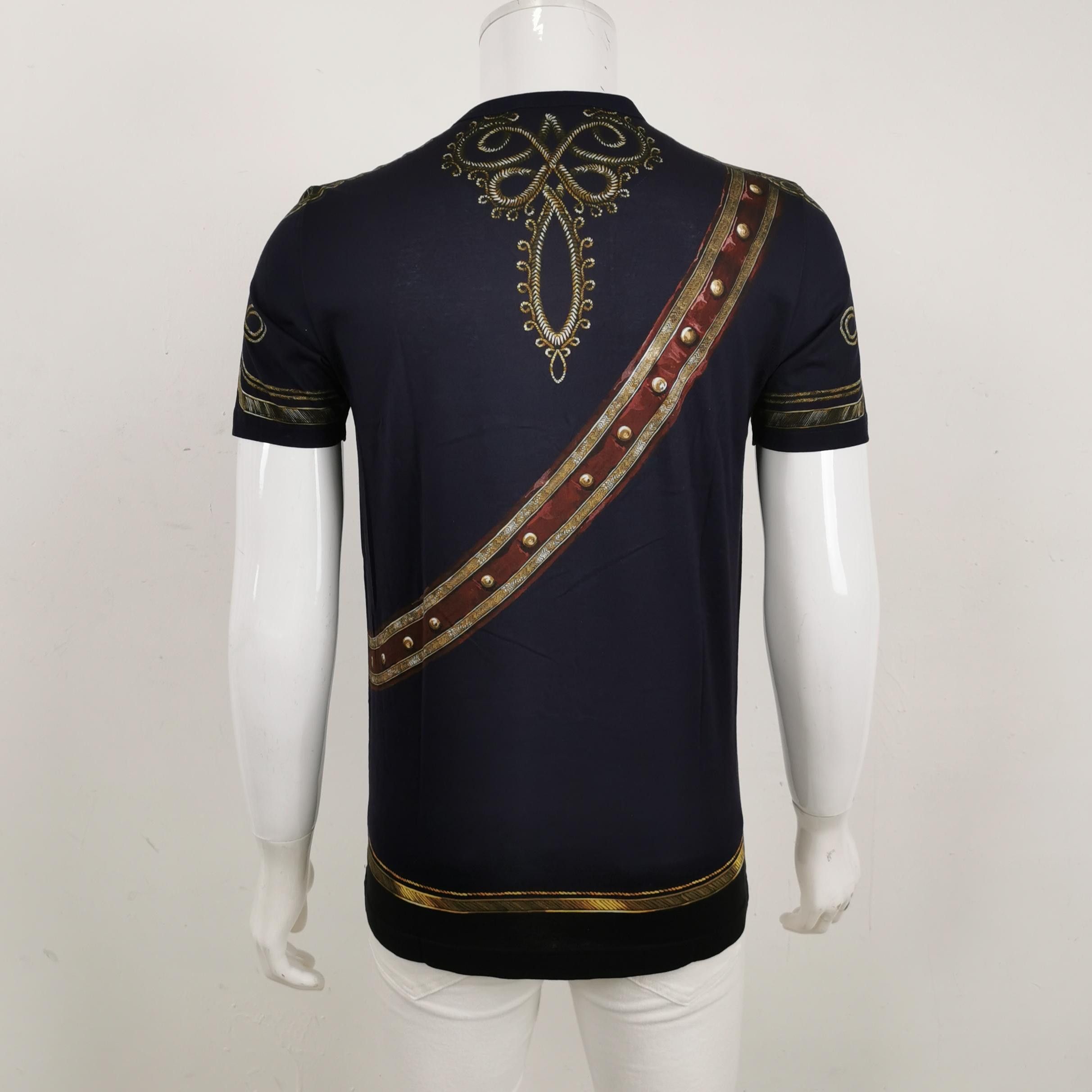 Dolce & Gabbana Dolce & Gabbana Military Medal Print T-Shirt 48 Size US M / EU 48-50 / 2 - 3 Thumbnail