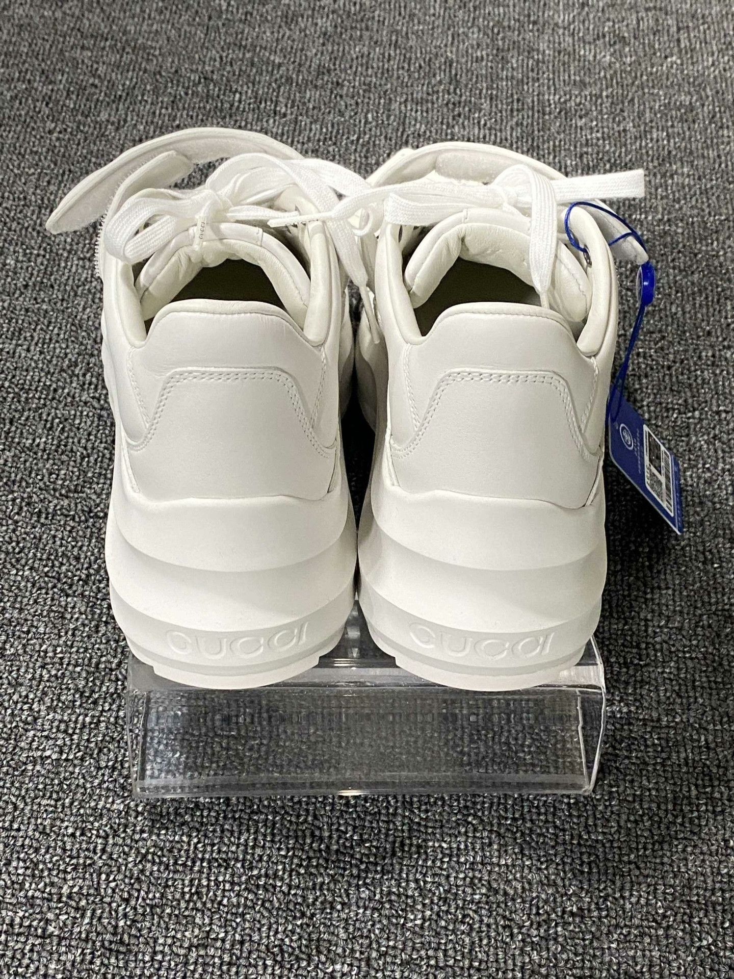 Gucci Gucci Lowtop Sneakers us_7 Women Size US 7 / IT 37 - 5 Thumbnail