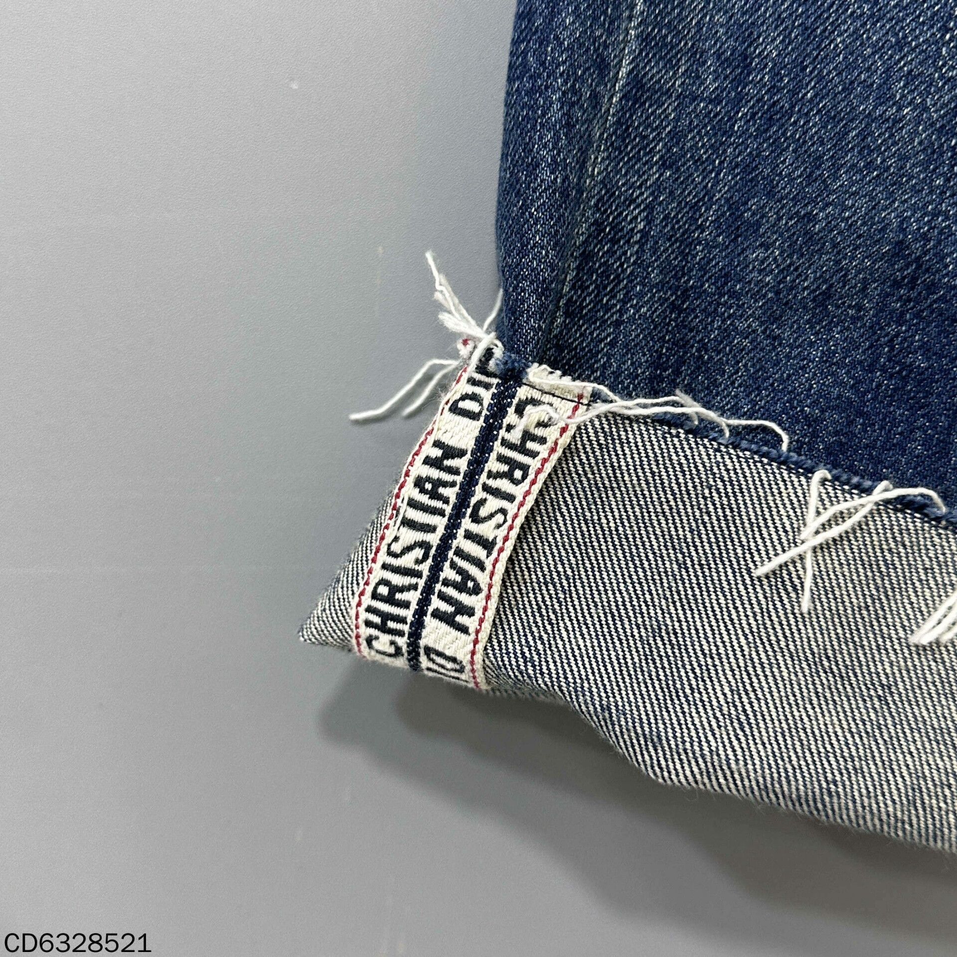 Dior Dior Denim Jeans 28 Women Size 28" / US 6 / IT 42 - 4 Thumbnail