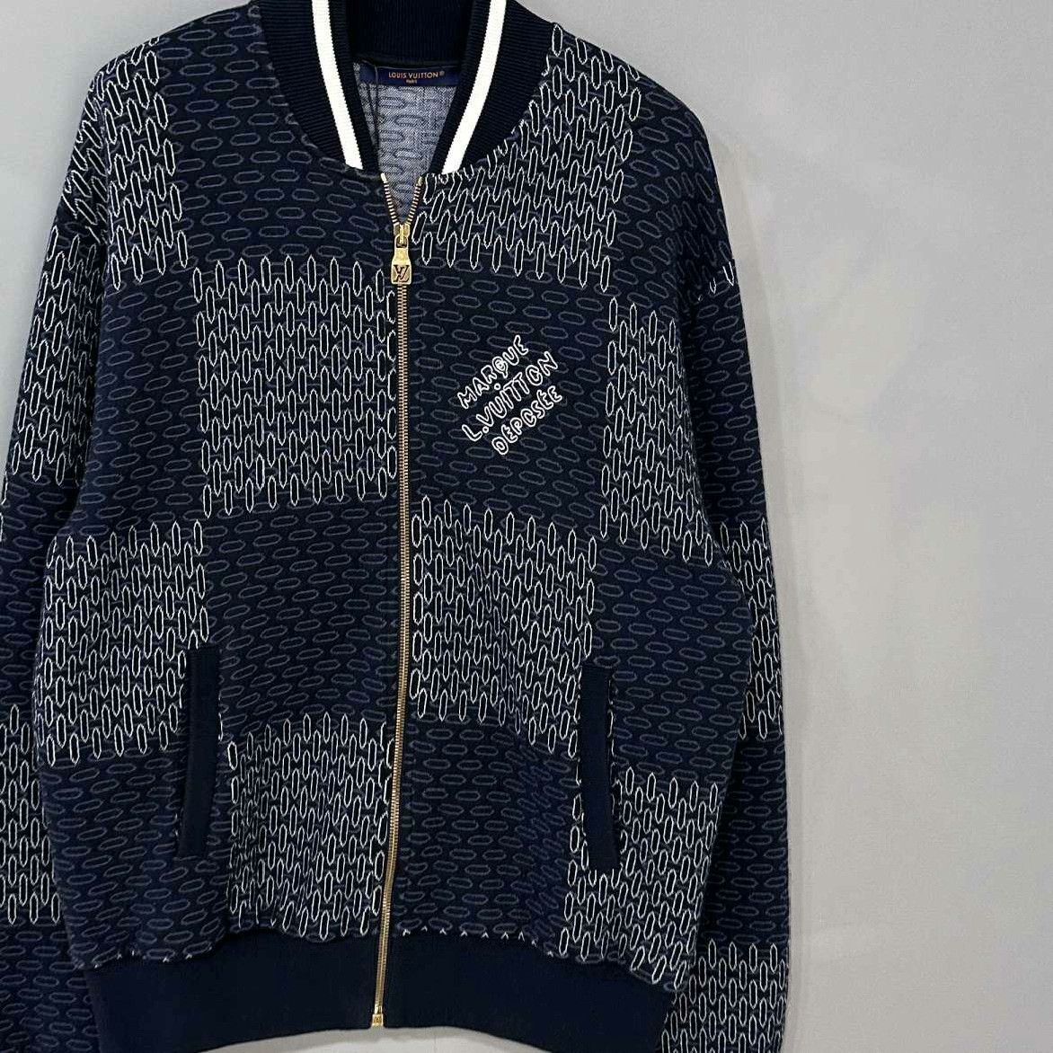 Louis Vuitton Louis Vuitton Checkered Light Jacket m Men Size US M / EU 48-50 / 2 - 2 Thumbnail