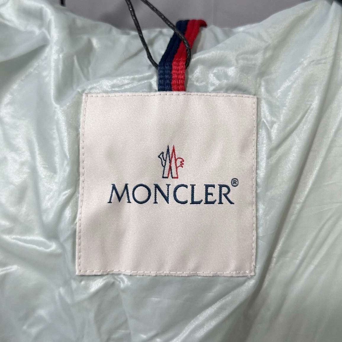 Moncler Moncler Lightweight Down Down Jacket M Women Size M / US 6-8 / IT 42-44 - 7 Thumbnail