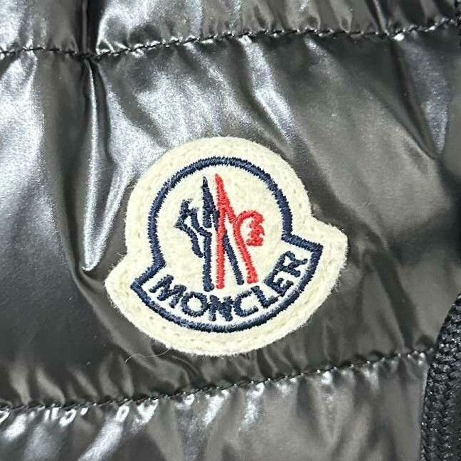 Moncler Moncler Down Vest xl Men Size US XL / EU 56 / 4 - 5 Thumbnail