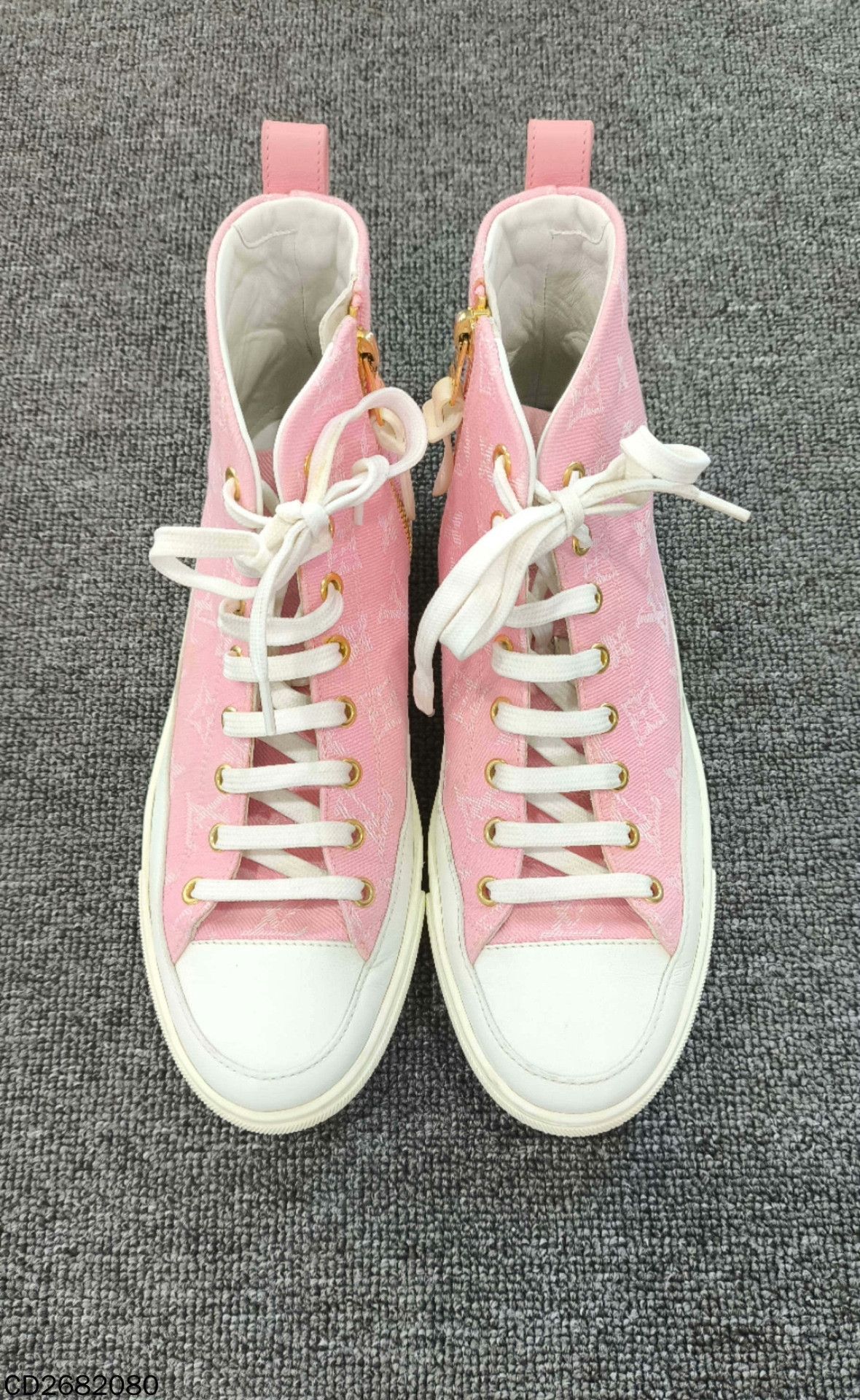 Louis Vuitton Louis Vuitton Retro Pink Lowtop Sneakers us_7-5 Women Size US 7.5 / IT 37.5 - 2 Thumbnail