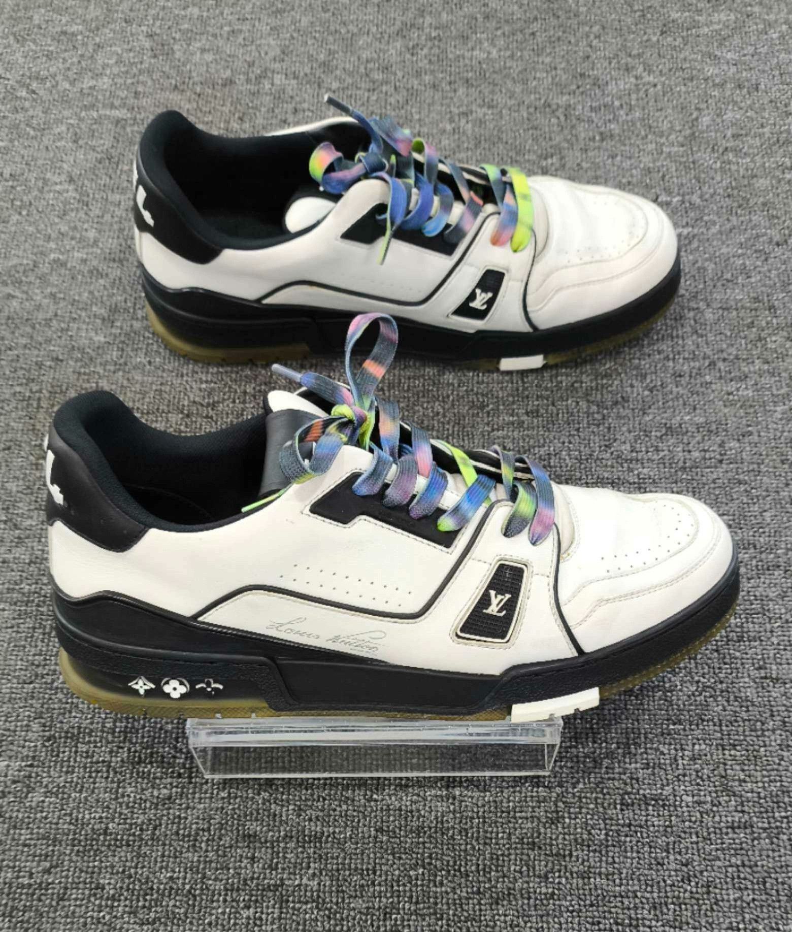 Louis Vuitton Louis Vuitton Training Black Lowtop Sneakers 9 Men Size US 9 / EU 42 - 4 Thumbnail