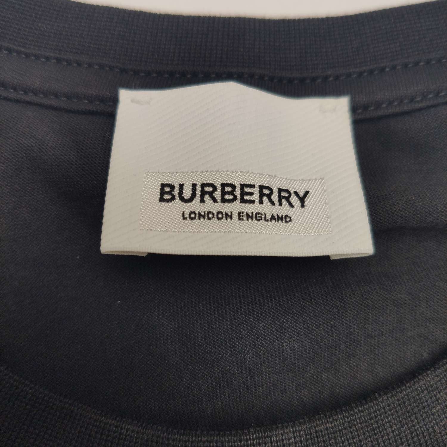 Burberry Burberry Solid Black Cotton T-Shirt XS Size US XS / EU 42 / 0 - 6 Thumbnail