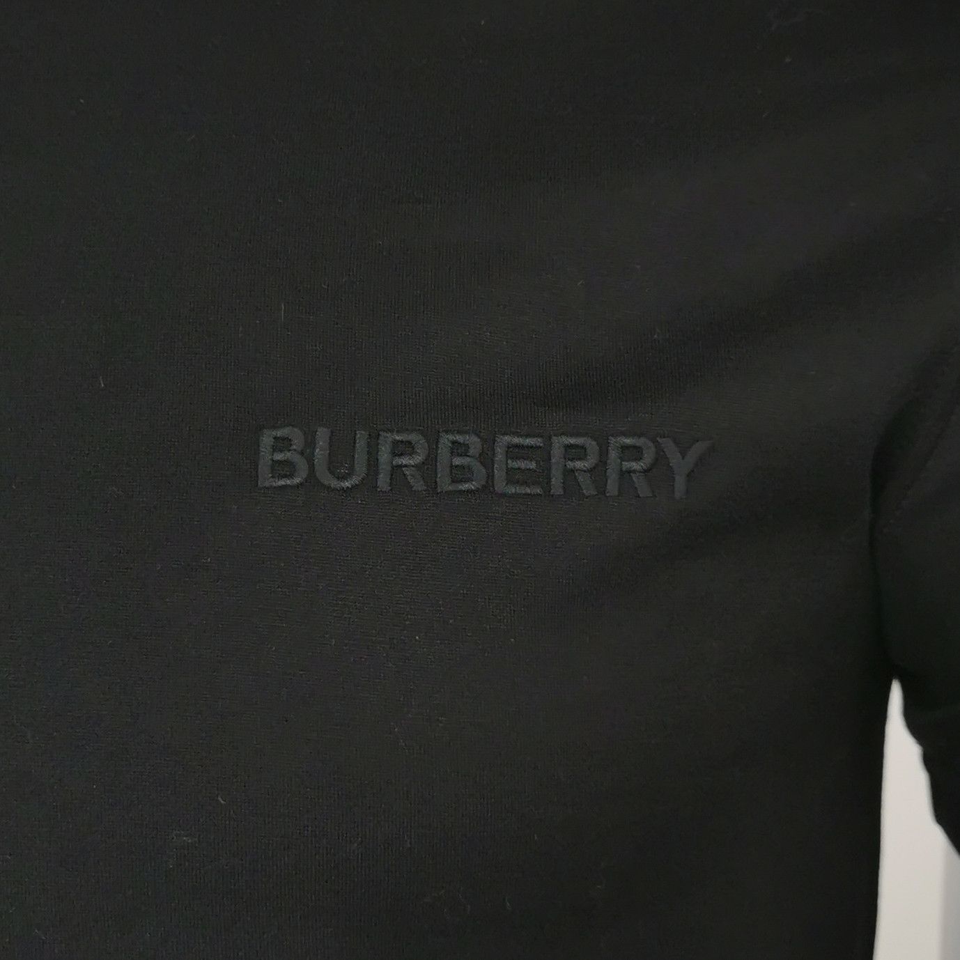 Burberry Burberry Solid Black Cotton T-Shirt XS Size US XS / EU 42 / 0 - 4 Thumbnail