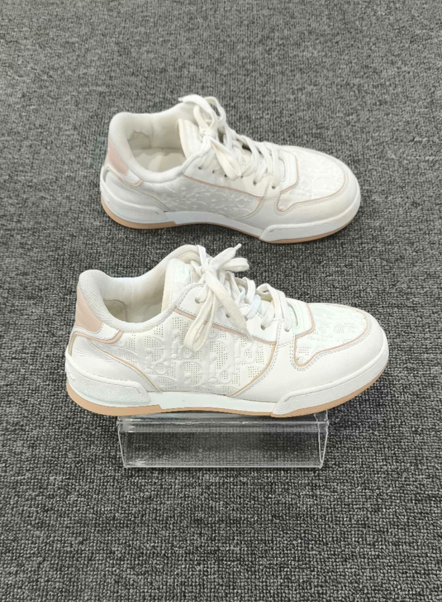 Dior Dior Printed Lowtop Sneakers us_5 Women Size US 5 / IT 35 - 3 Thumbnail