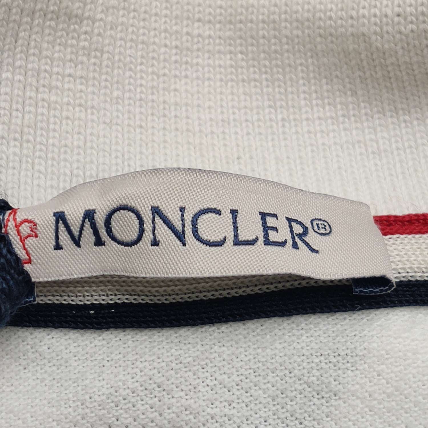 Moncler Moncler Logo Patch Long Sleeve Polo Size 12A Size US XXS / EU 40 - 7 Thumbnail
