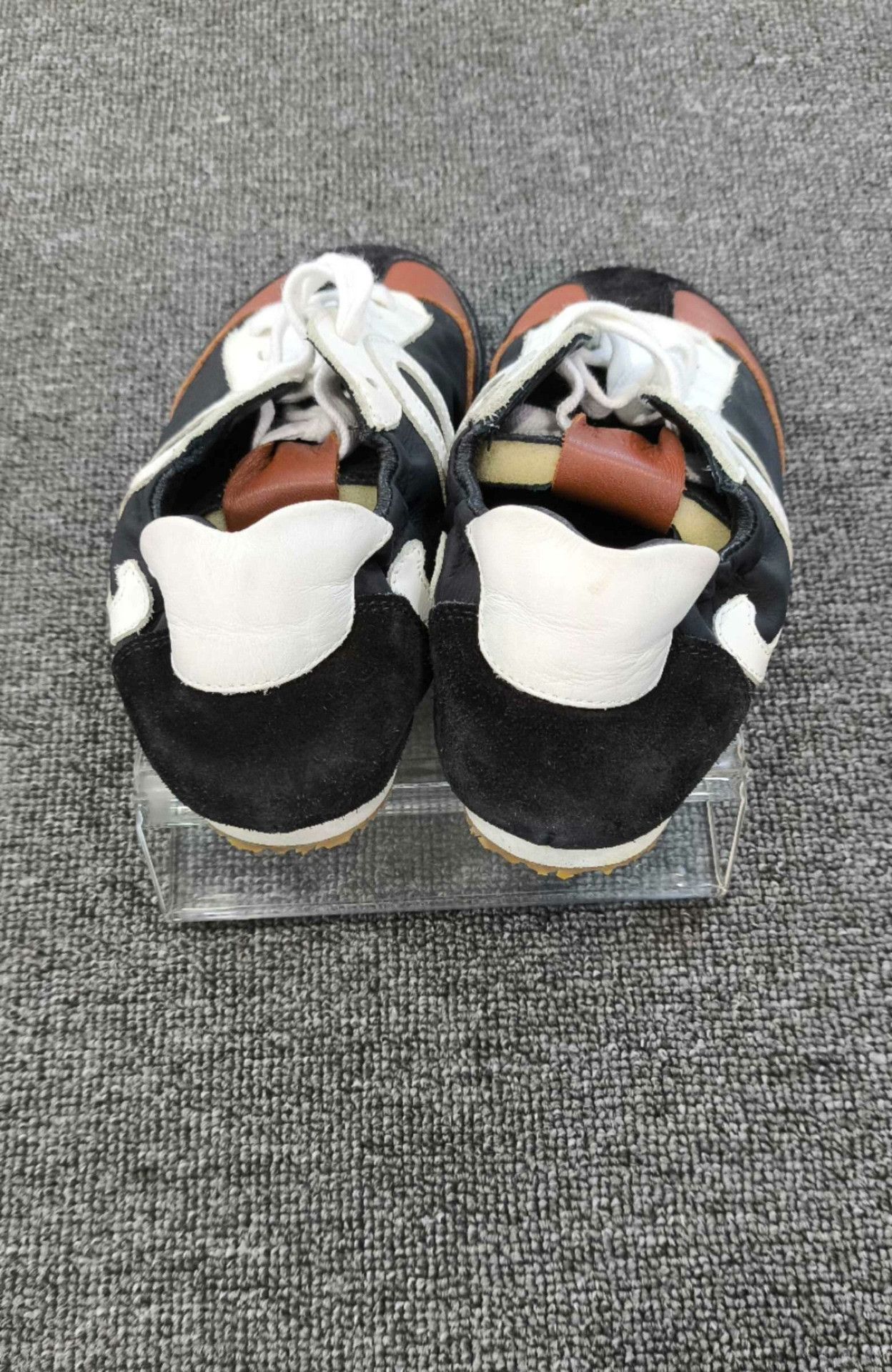 Loewe Loewe Black Lowtop Sneakers us_6 Women Size US 6 / IT 36 - 5 Thumbnail