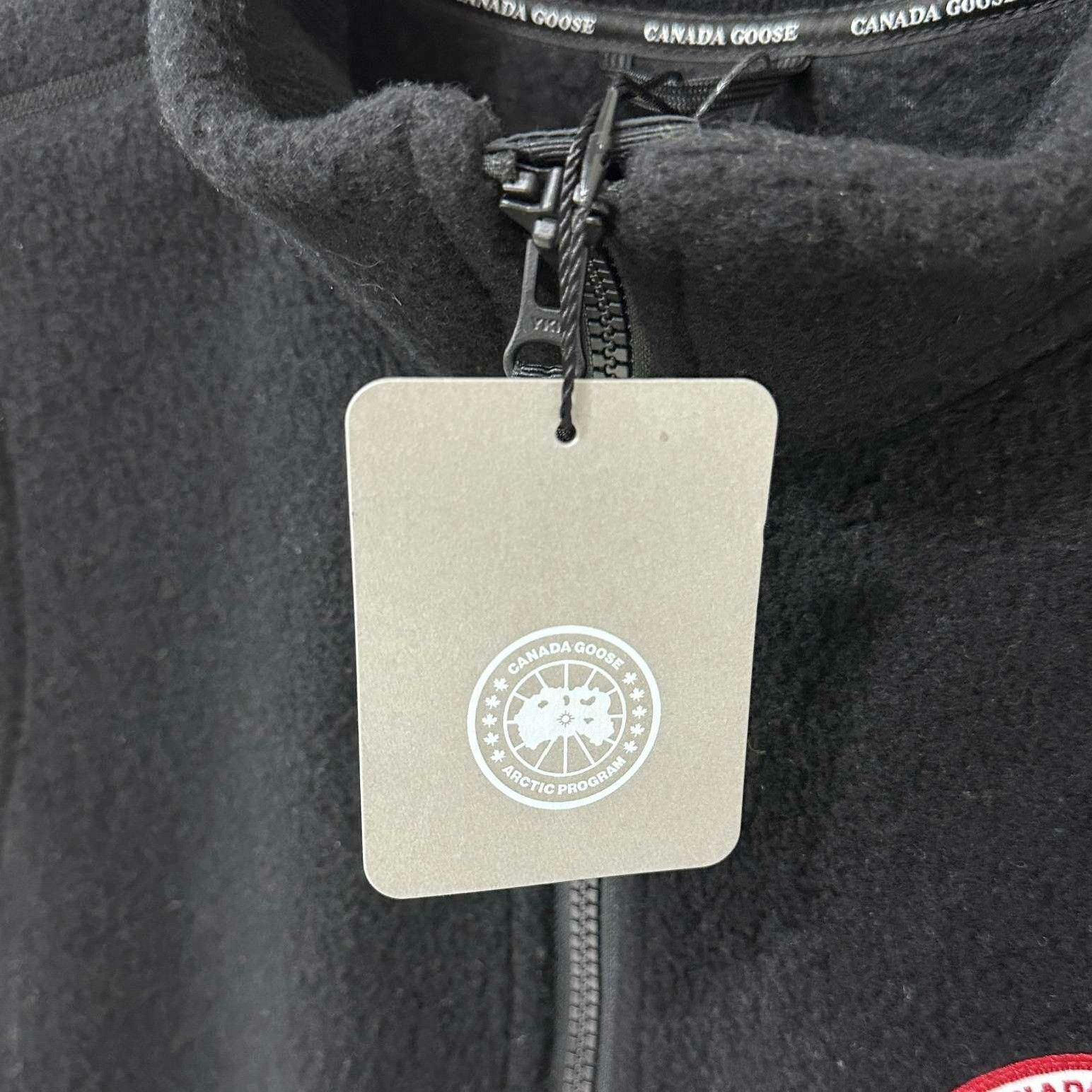 Canada Goose Canada Goose Tank Top xl Men Size US XL / EU 56 / 4 - 4 Thumbnail