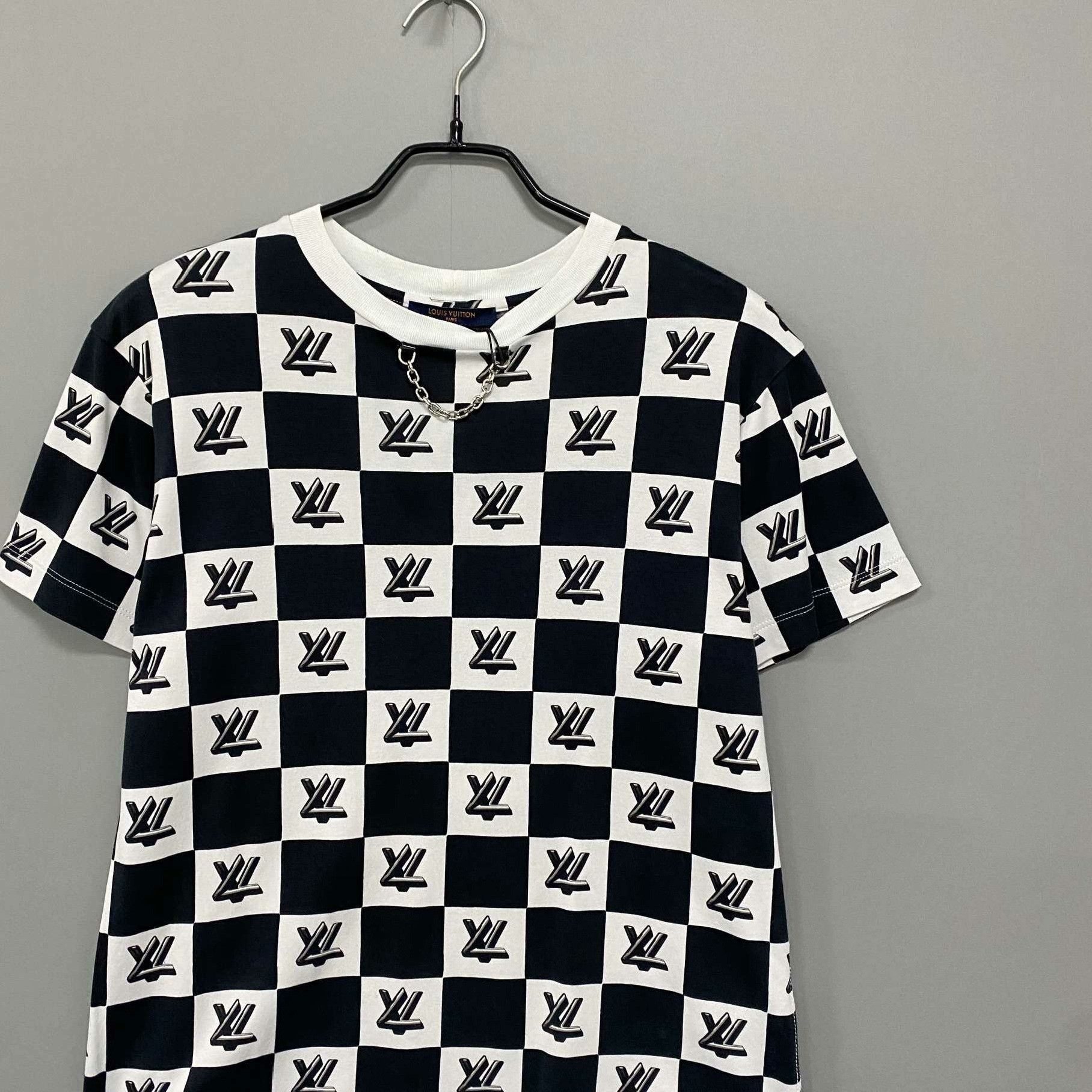 Louis Vuitton Louis Vuitton Retro Plaid Black T-Shirt m Men Size US M / EU 48-50 / 2 - 2 Thumbnail