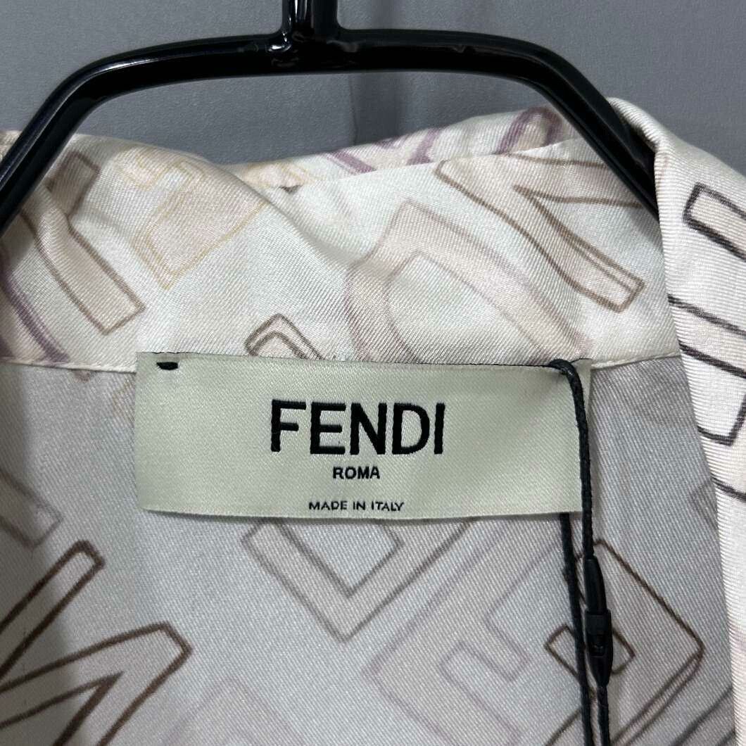 Fendi Fendi Silk Button Up S Women Size S / US 4 / IT 40 - 5 Thumbnail