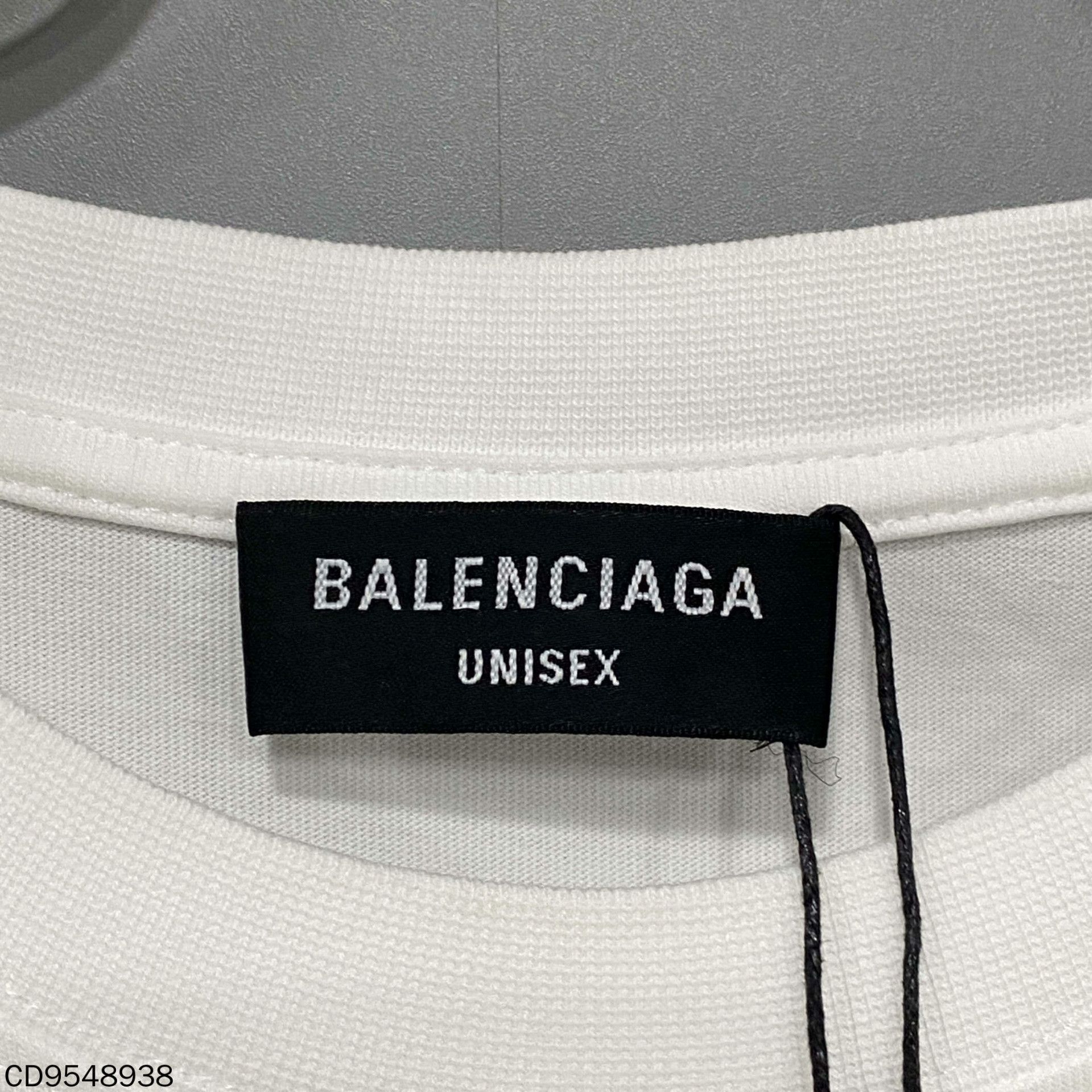 Balenciaga Balenciaga White T-Shirt S Women Size S / US 4 / IT 40 - 4 Thumbnail