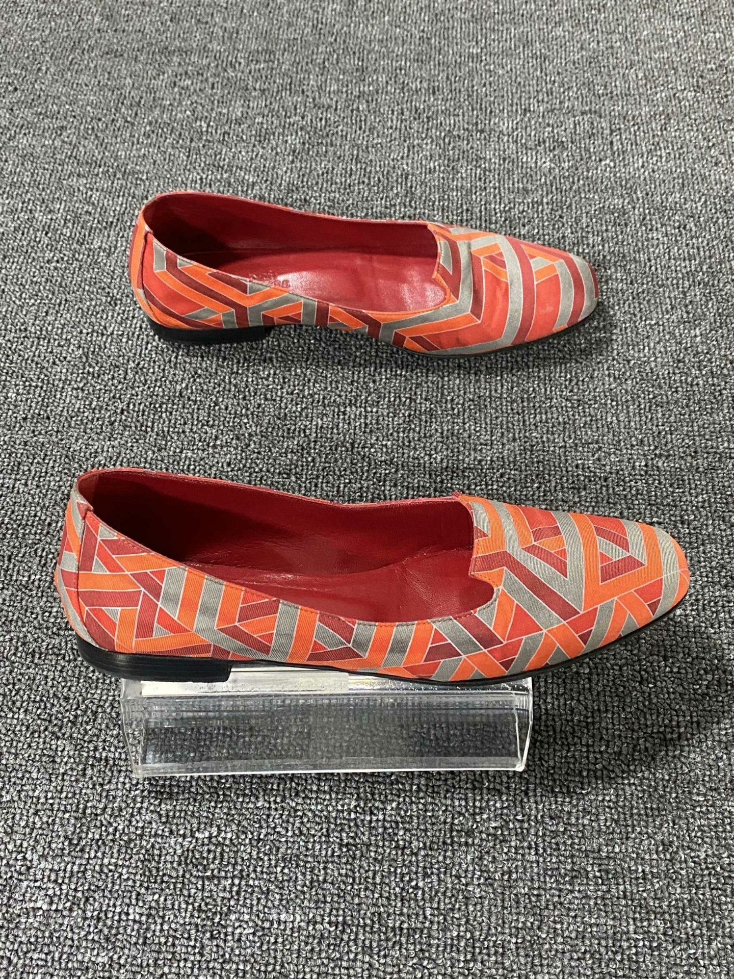 Hermes Hermes Printed Graphic Yellow Lowtop Sneakers us_6 Women Size US 6 / IT 36 - 3 Thumbnail