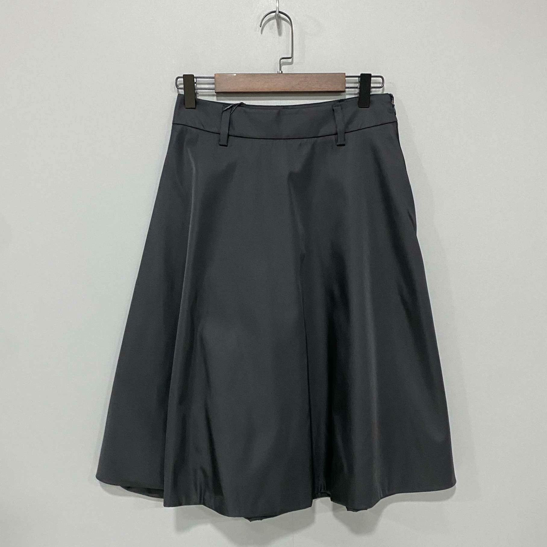 Prada Prada Retro Skirt 38 Women Size 38" / US 16 / IT 52 - 3 Thumbnail