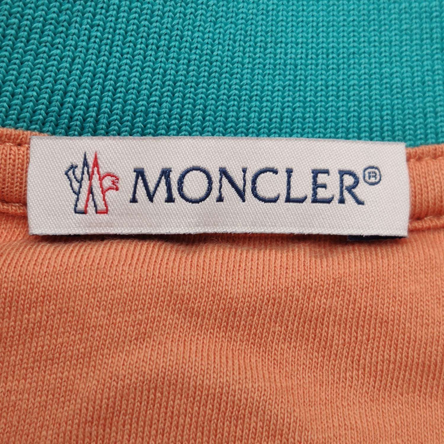 Moncler Moncler Contrast Trim Logo Patch T-Shirt Size M Size US M / EU 48-50 / 2 - 6 Thumbnail