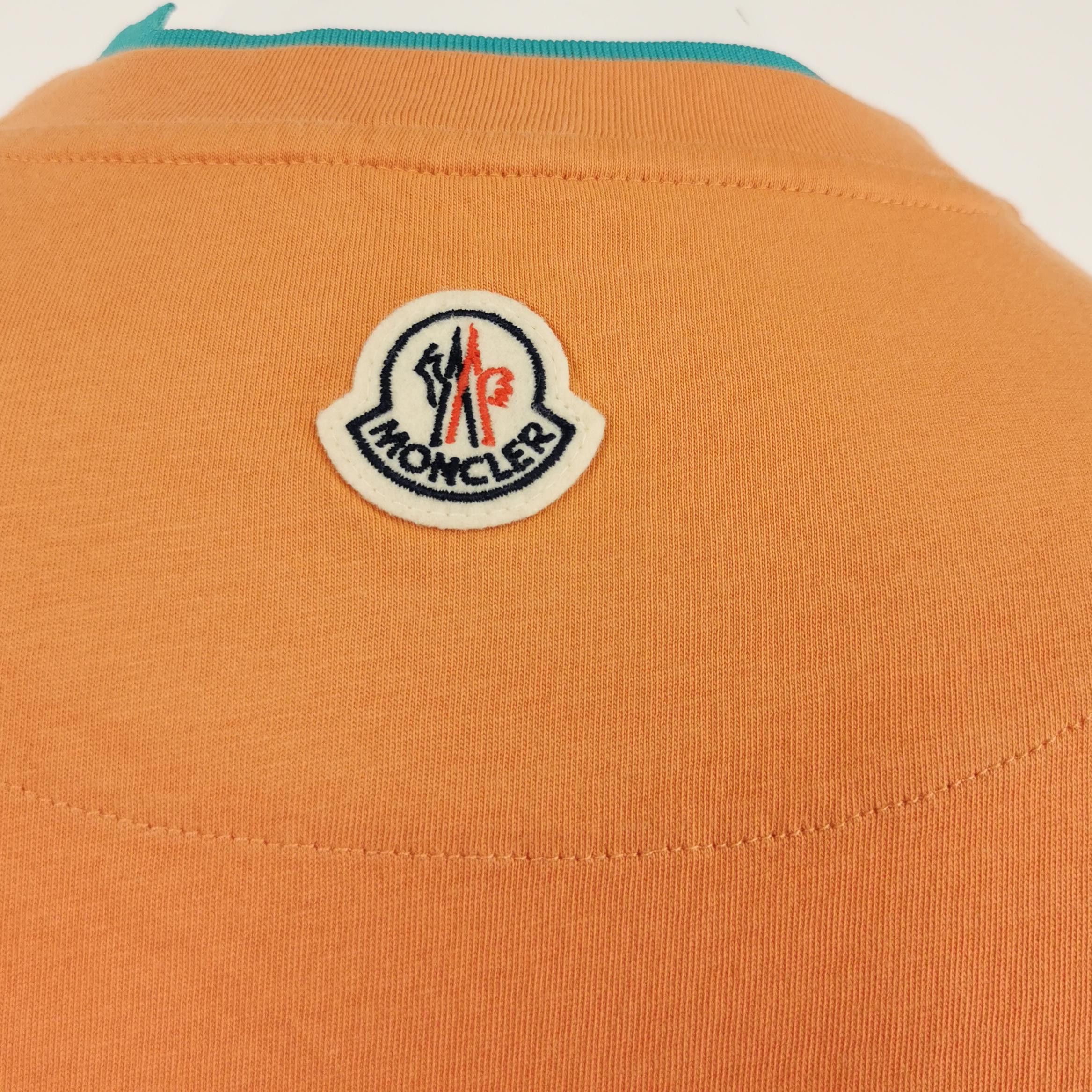 Moncler Moncler Contrast Trim Logo Patch T-Shirt Size M Size US M / EU 48-50 / 2 - 4 Thumbnail