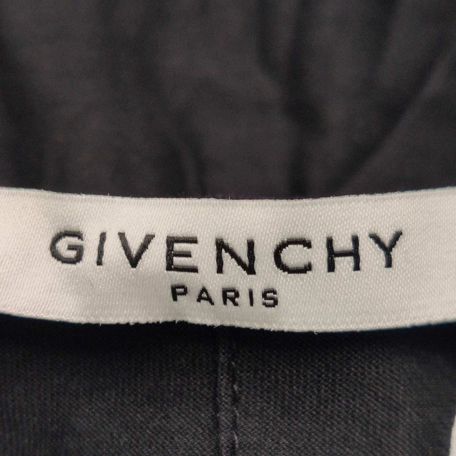 Givenchy Givenchy Geometric Graphic T-Shirt Size XS Size US XS / EU 42 / 0 - 5 Thumbnail