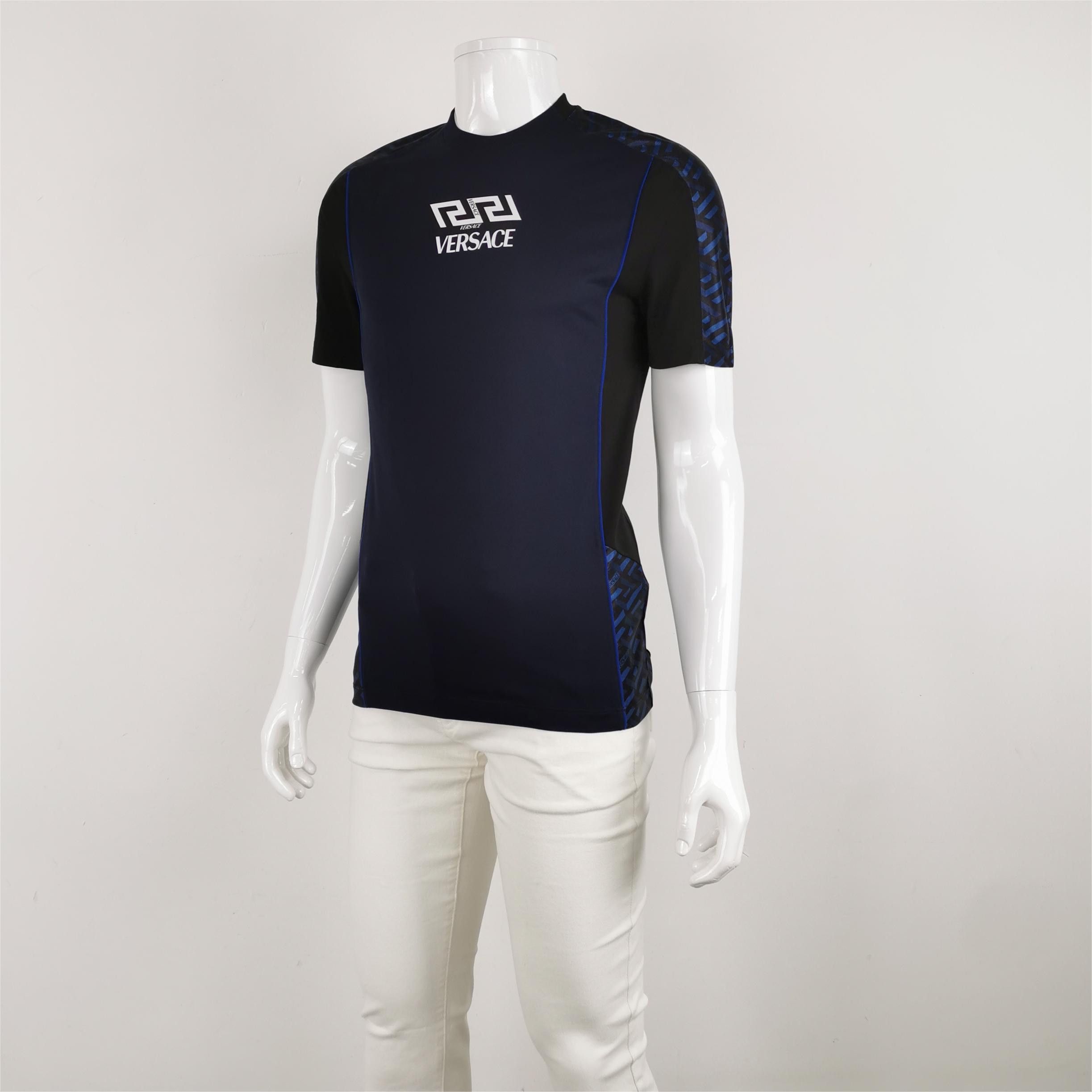 Versace Versace Logo Print Taylor Fit T-Shirt XS Size US XS / EU 42 / 0 - 3 Thumbnail