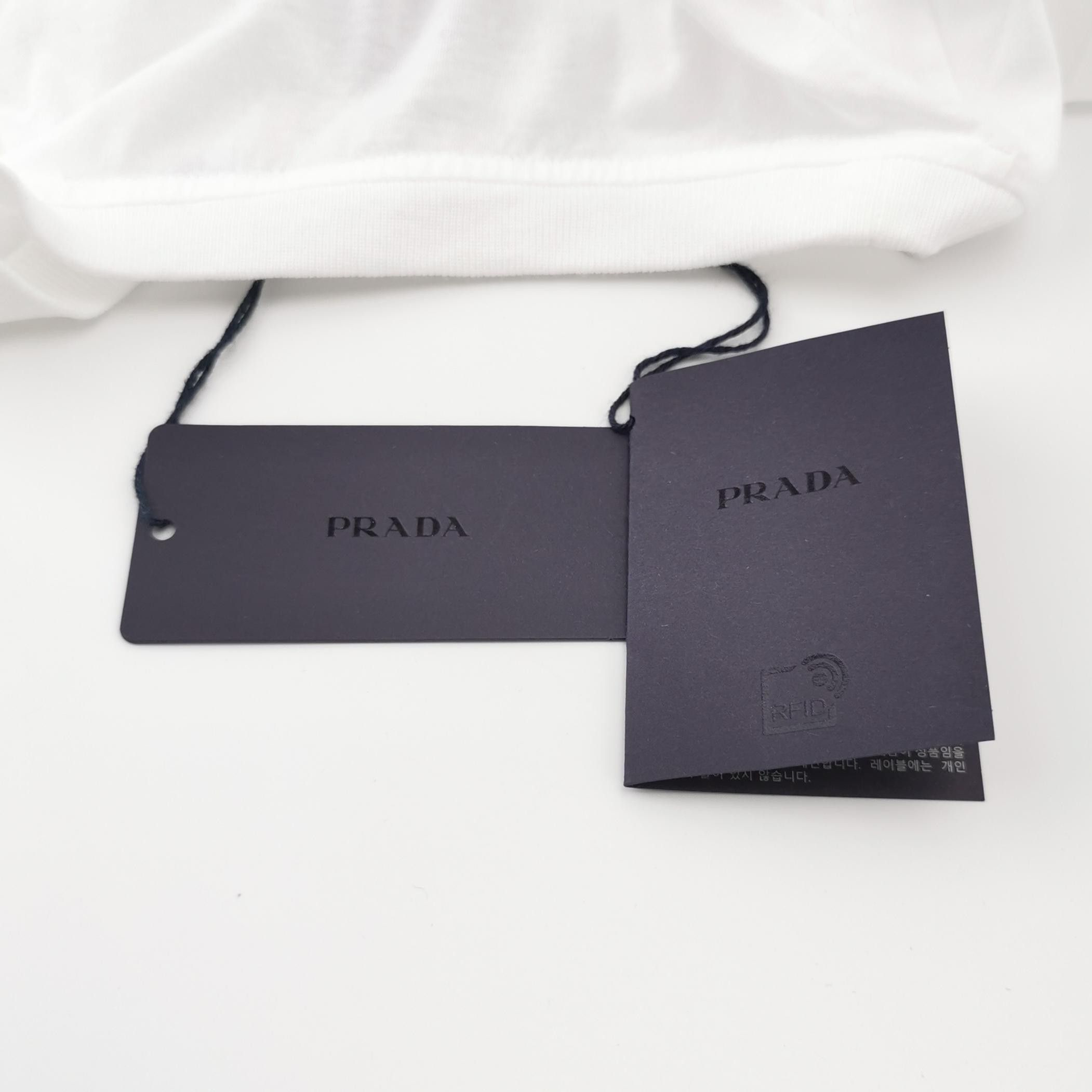 Prada Prada White Cotton T-Shirt L Size US L / EU 52-54 / 3 - 6 Thumbnail