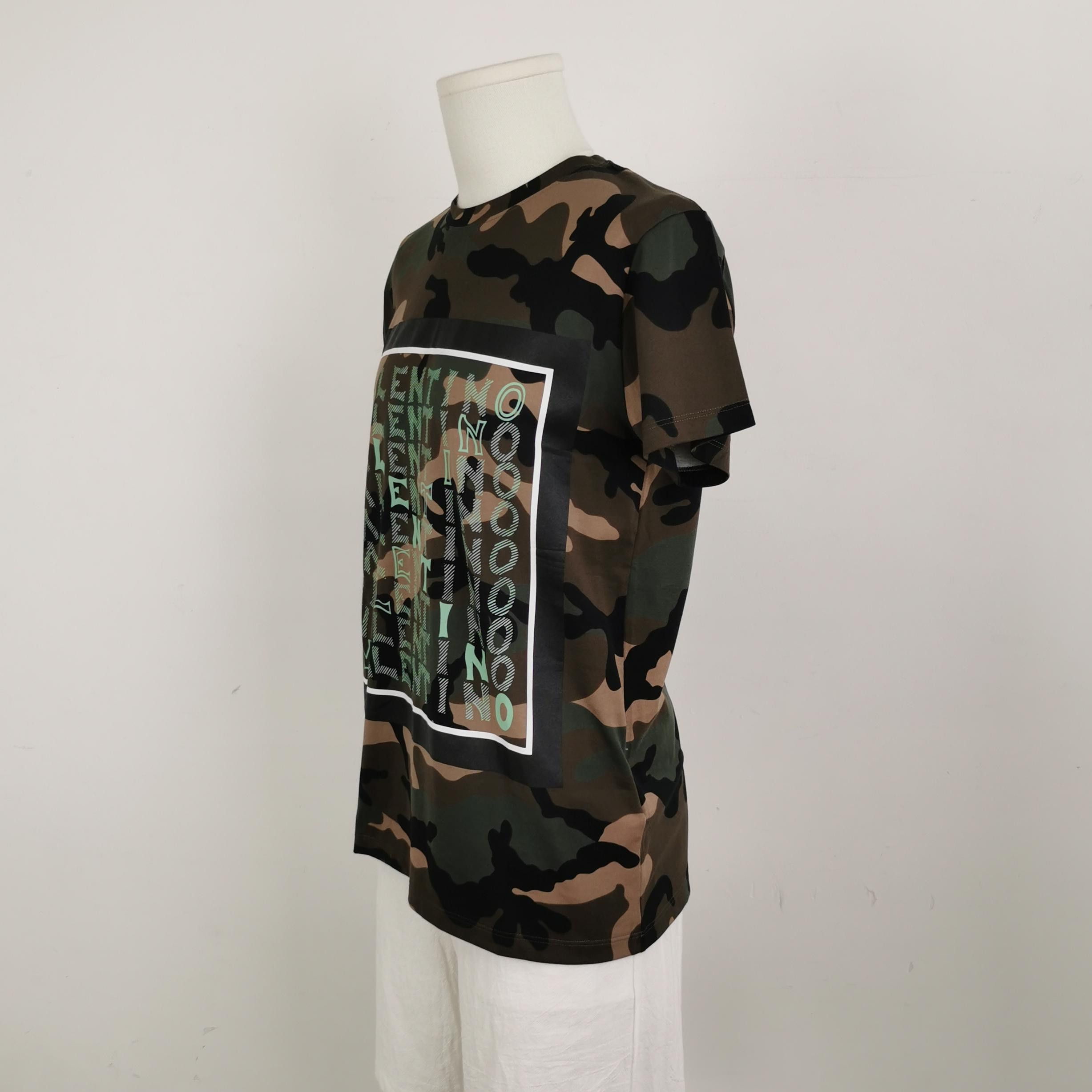 Valentino Valentino Camo Logo T-Shirt S Size US S / EU 44-46 / 1 - 3 Thumbnail