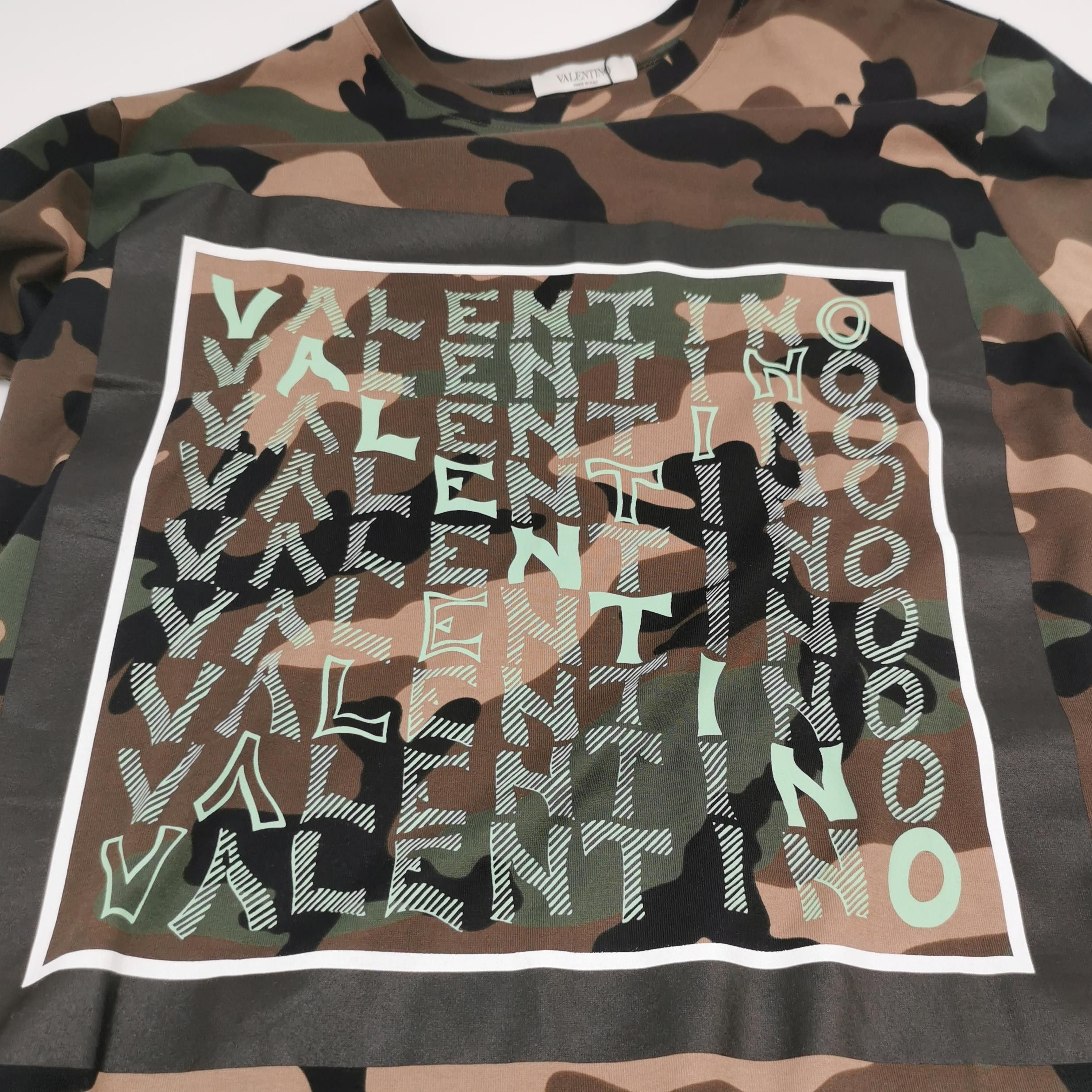 Valentino Valentino Camo Logo T-Shirt S Size US S / EU 44-46 / 1 - 5 Thumbnail