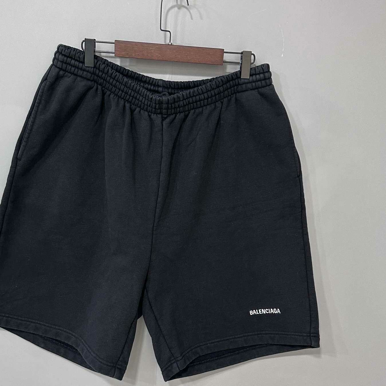 Balenciaga Balenciaga Retro Embroidered Shorts 28 Men Size US 28 / EU 44 - 2 Thumbnail