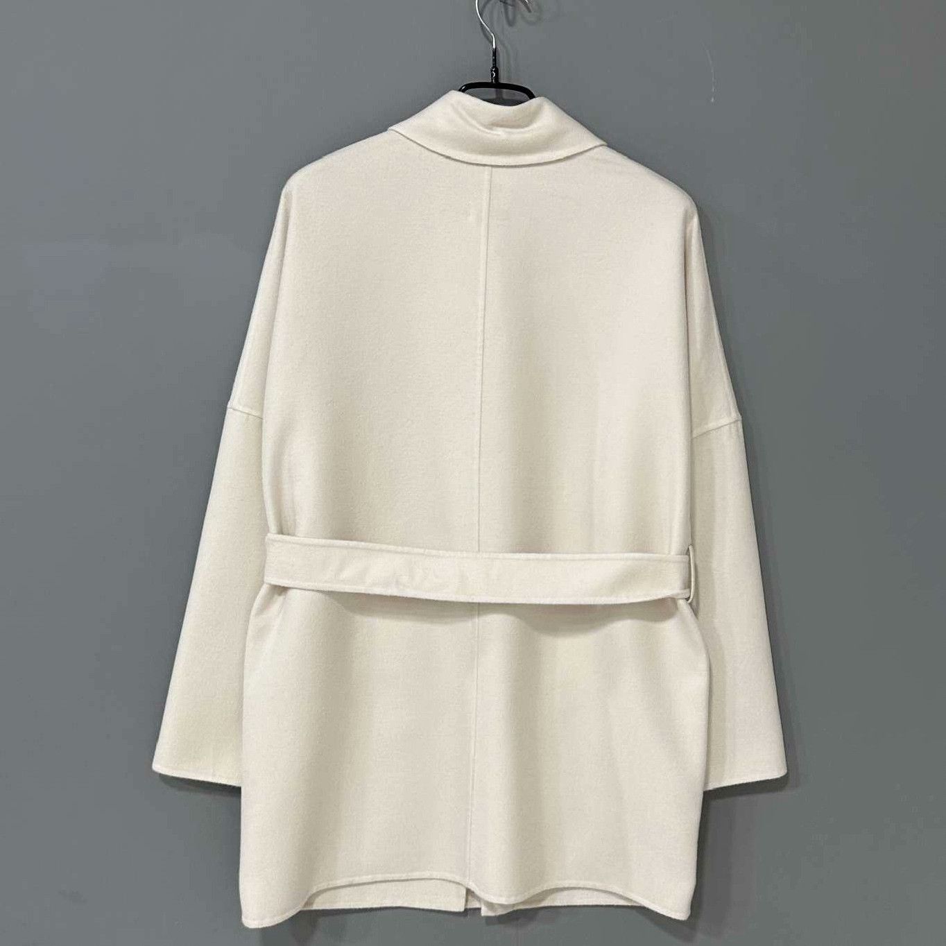 Hermes Hermes White Coat it_34 Women Size XXS / US 00 / IT 34 - 3 Thumbnail