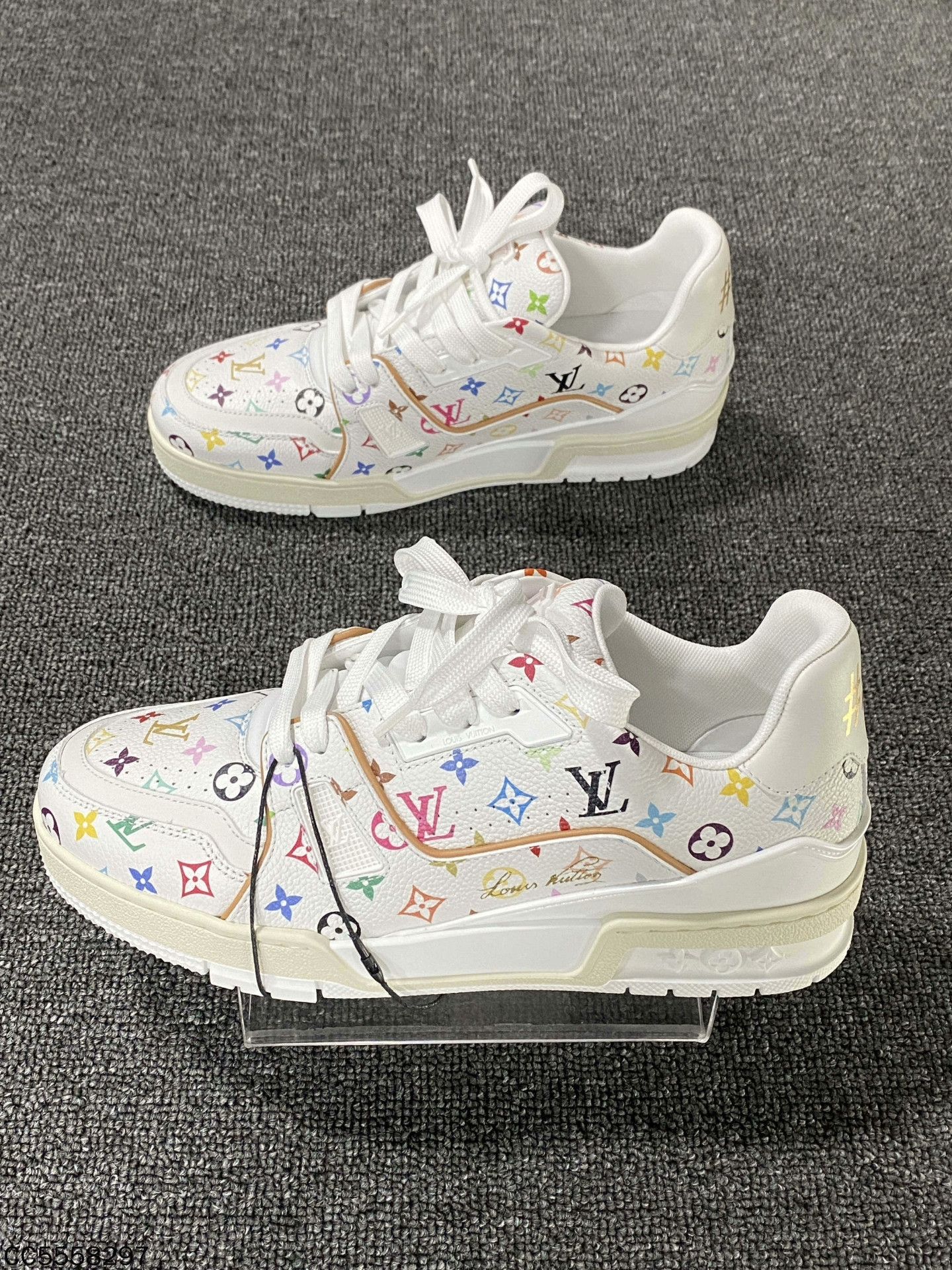 Louis Vuitton Louis Vuitton Training Multi Lowtop Sneakers 5.5 Men Size US 5.5 / EU 38 - 3 Thumbnail