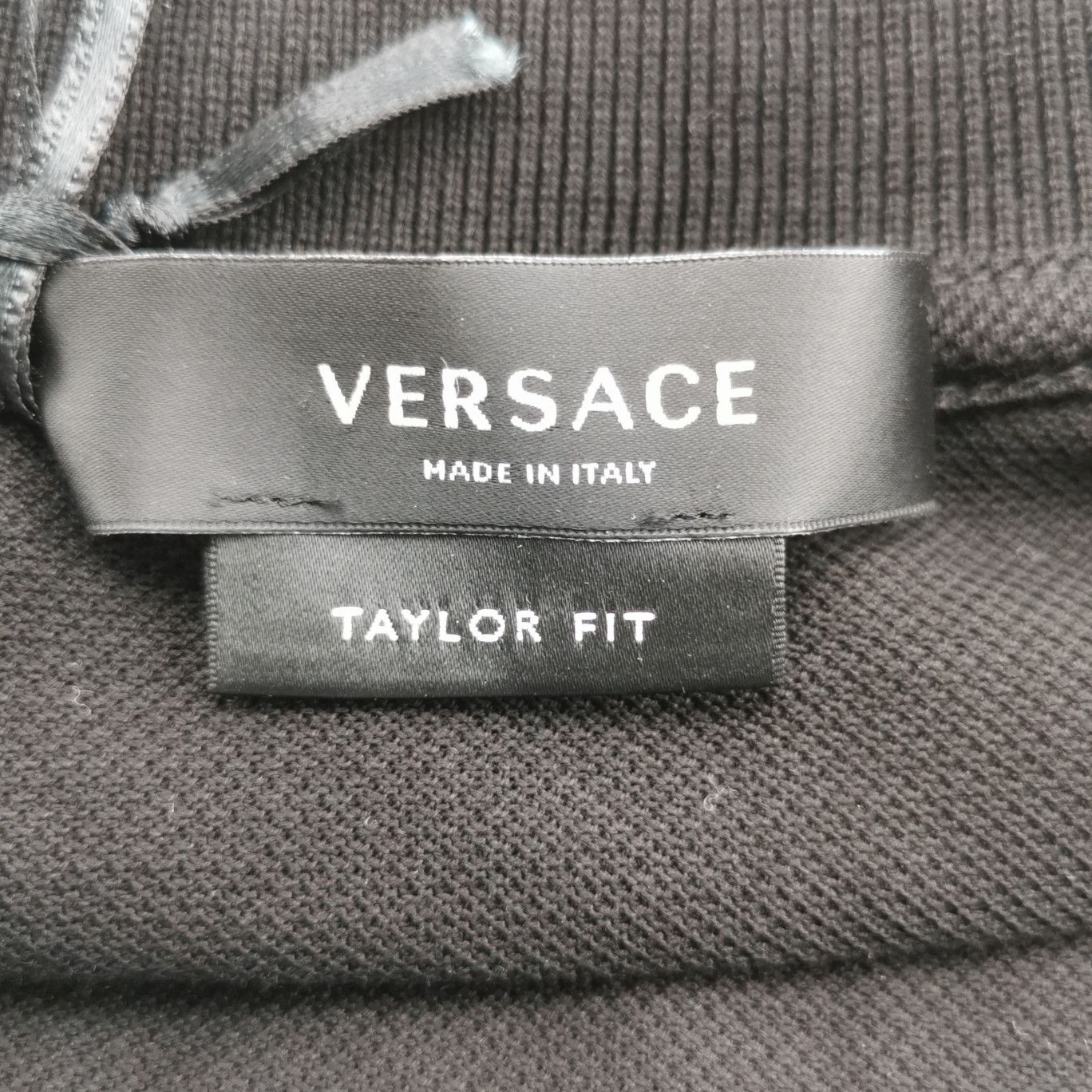 Versace Versace La Greca Pattern Taylor Fit Polo Shirt XS Size US XS / EU 42 / 0 - 9 Thumbnail