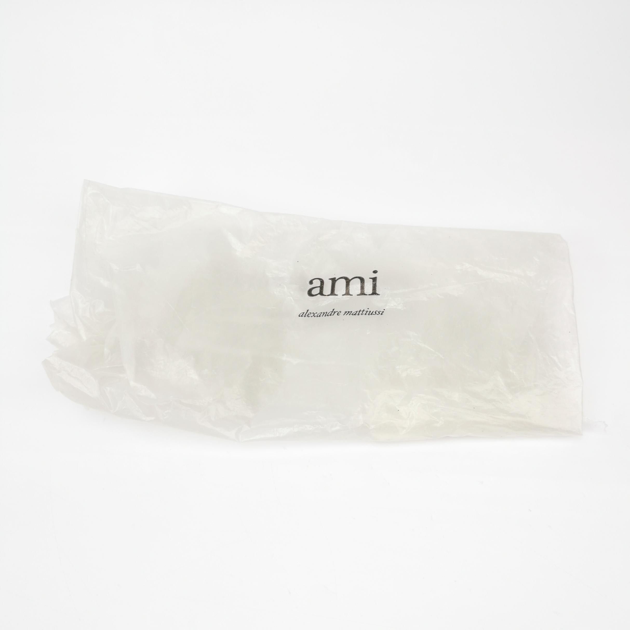 AMI AMI Logo Embroidery T-Shirt US L Size US L / EU 52-54 / 3 - 7 Thumbnail
