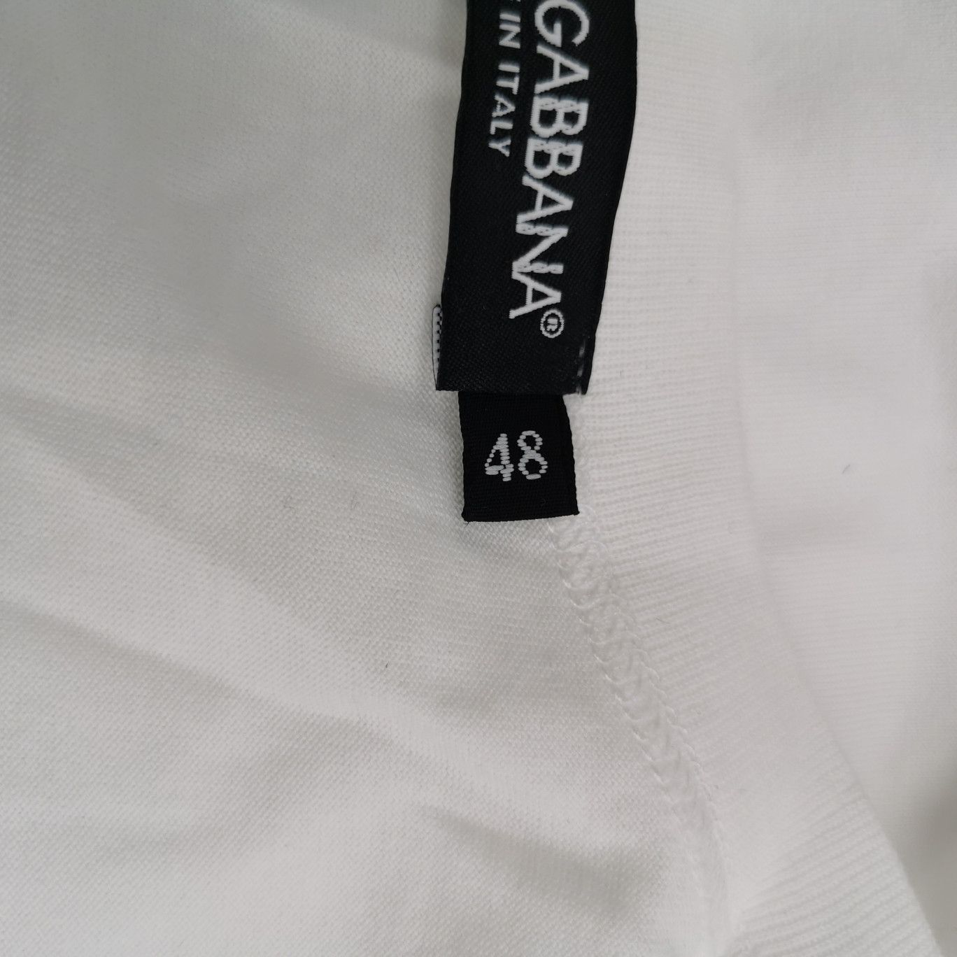 Dolce & Gabbana Dolce & Gabbana Crown Embroidered V-Neck T-Shirt 48 Size US M / EU 48-50 / 2 - 7 Thumbnail