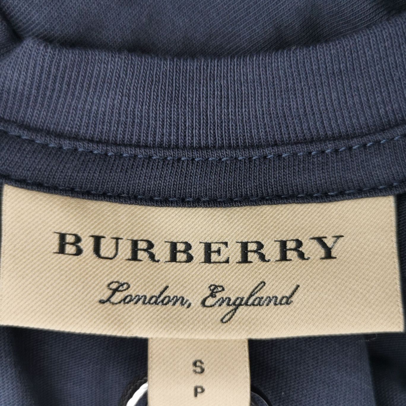 Burberry Burberry Logo Circle Long Sleeve T-Shirt S Size US S / EU 44-46 / 1 - 6 Thumbnail