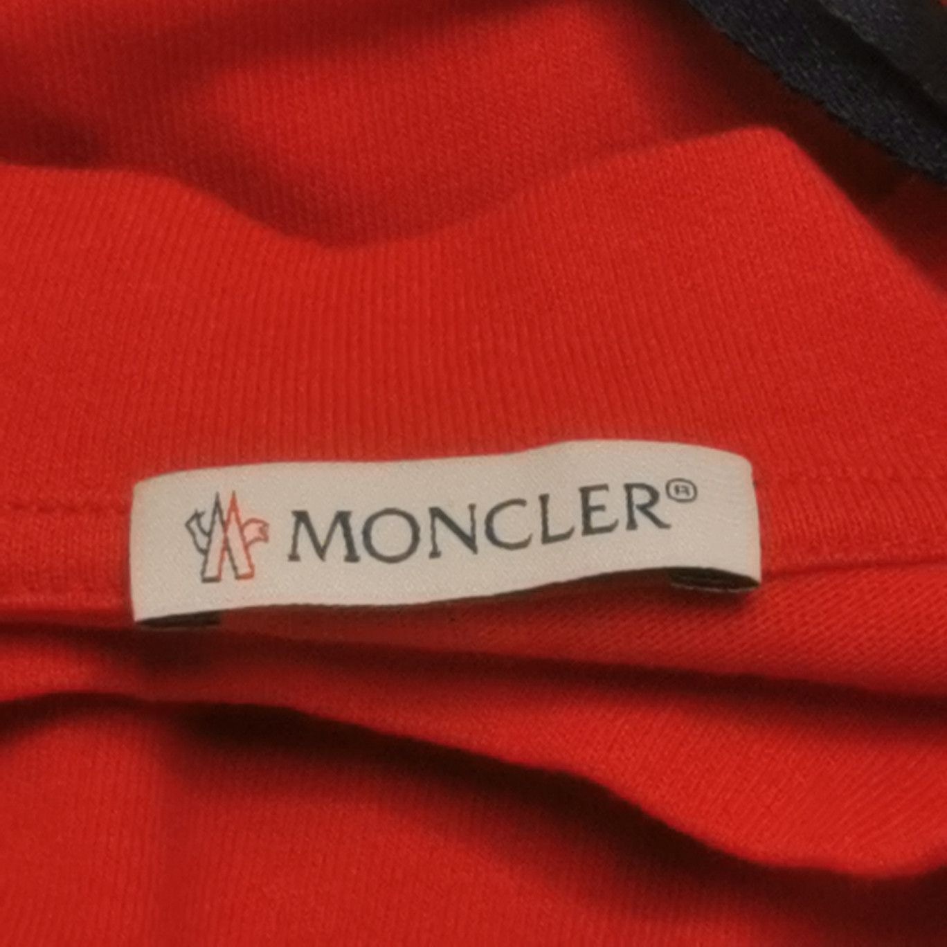Moncler Moncler Logo Patch T-Shirt Size S Size US S / EU 44-46 / 1 - 6 Thumbnail