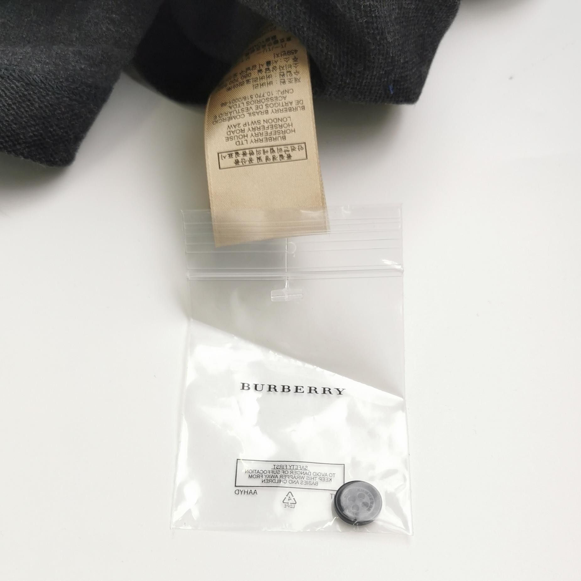 Burberry Burberry Equestrian Knight Polo Size L Size US L / EU 52-54 / 3 - 6 Thumbnail