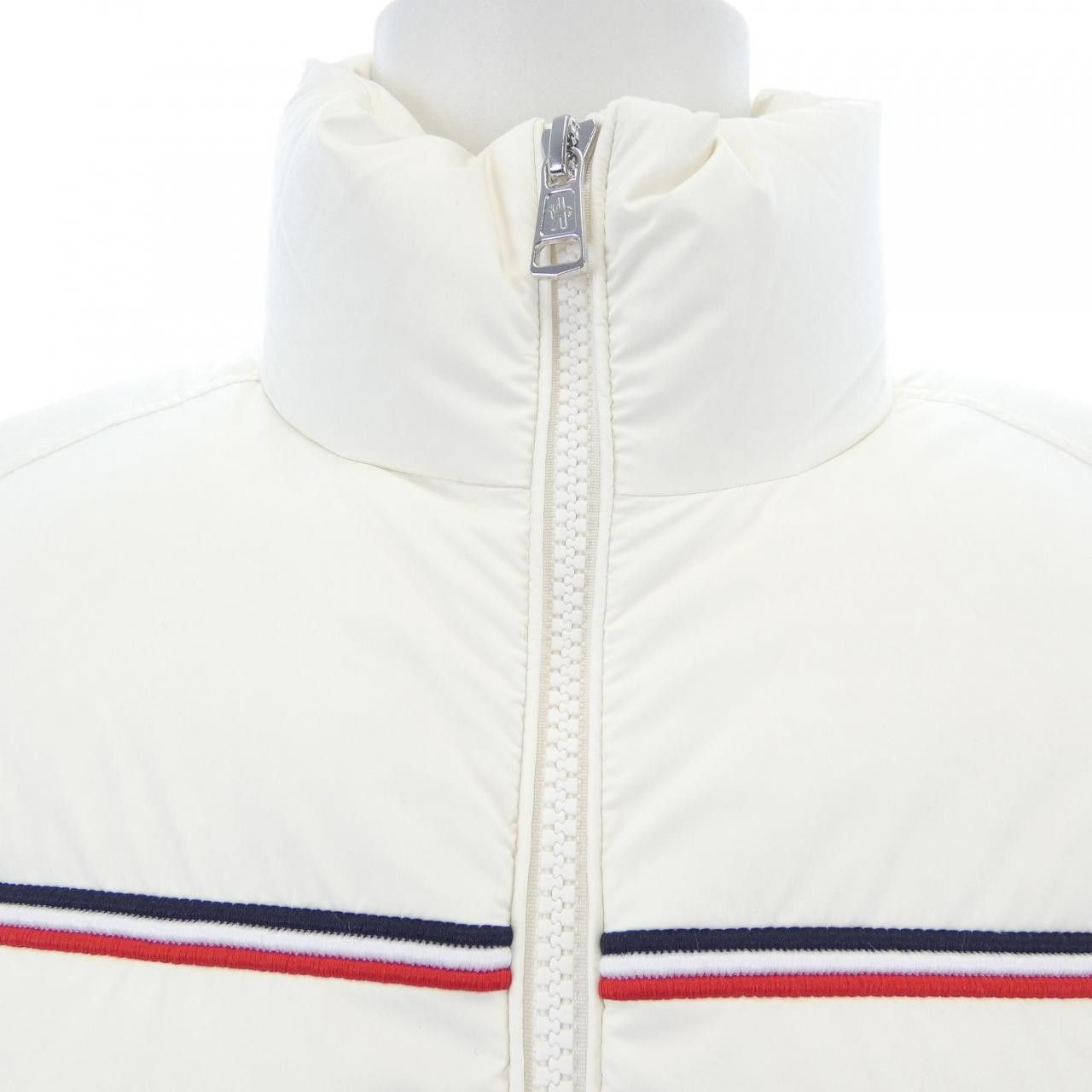 Moncler Moncler Moncler BOUVAQUE Down Jacket Textile Outerwear BOUVAQUE DUTY FREE for USA Size ONE SIZE - 6 Thumbnail