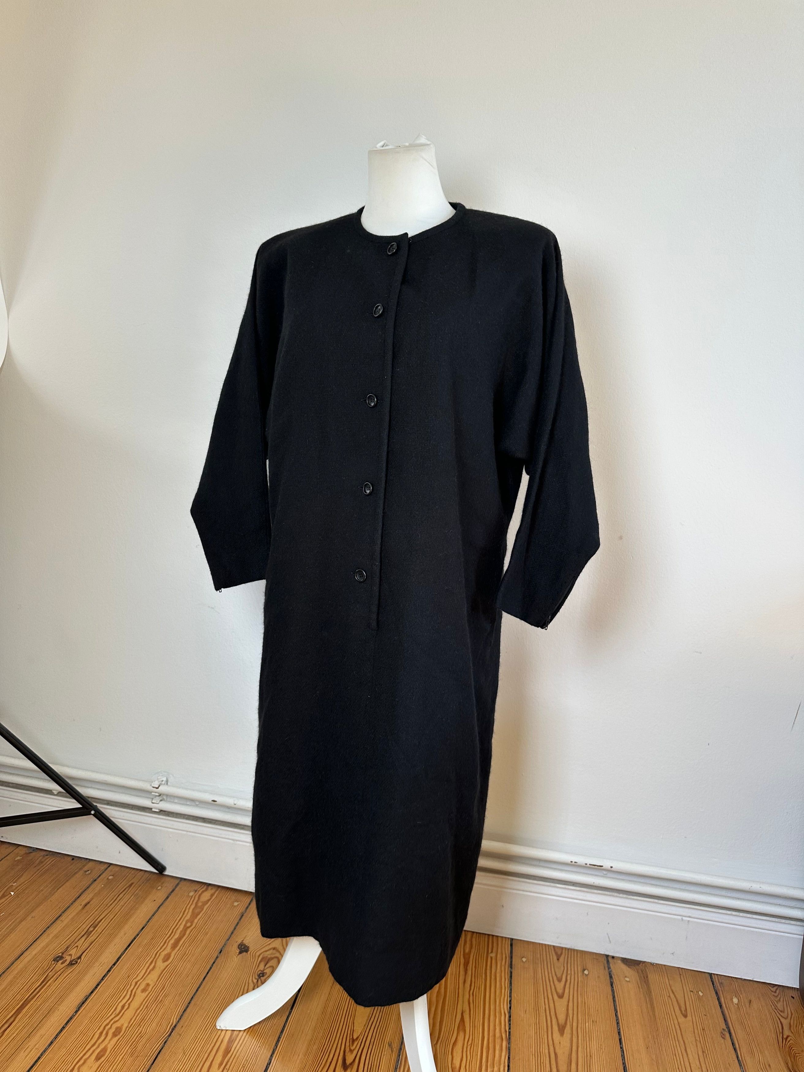 Givenchy Vintage Wool Shift Dress Black M Size M / US 6-8 / IT 42-44 - 11 Thumbnail
