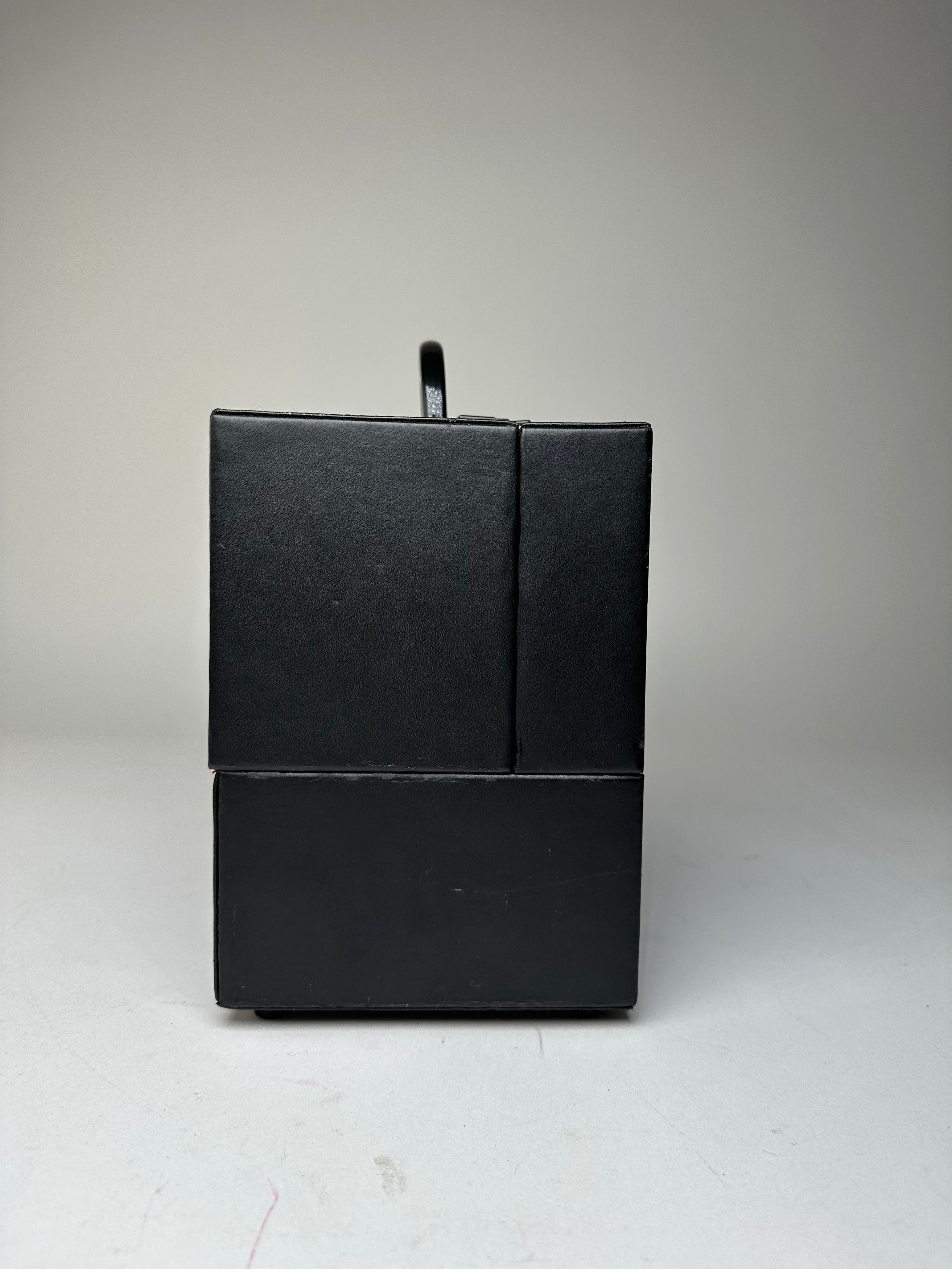 Other Vintage Yves Saint Laurent Beauté Vanity Case Black Size ONE SIZE - 10 Thumbnail