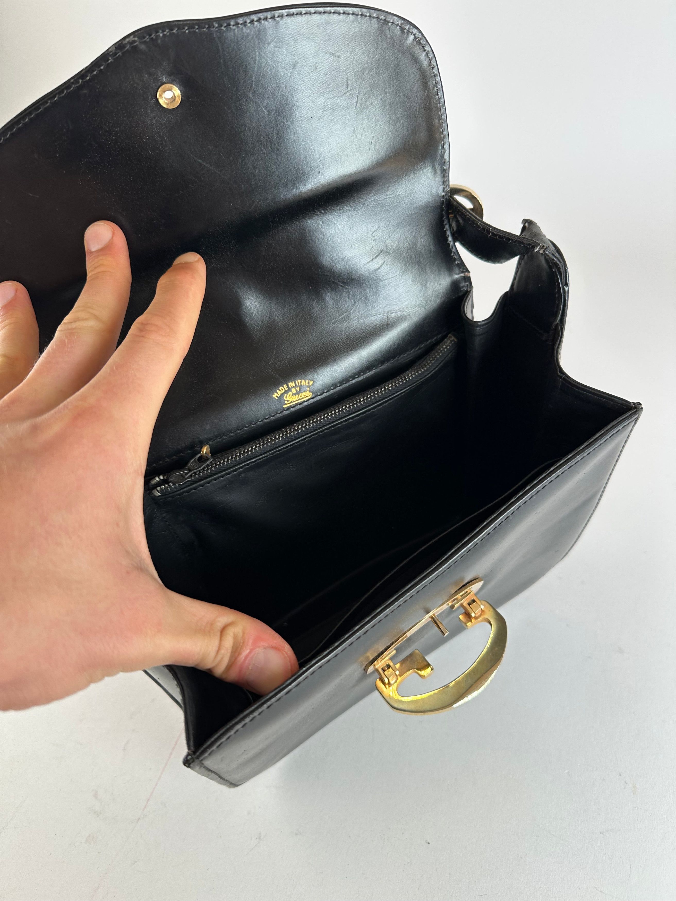 Gucci Vintage Leather G Clasp Flap Shoulder Bag Black Size ONE SIZE - 3 Thumbnail